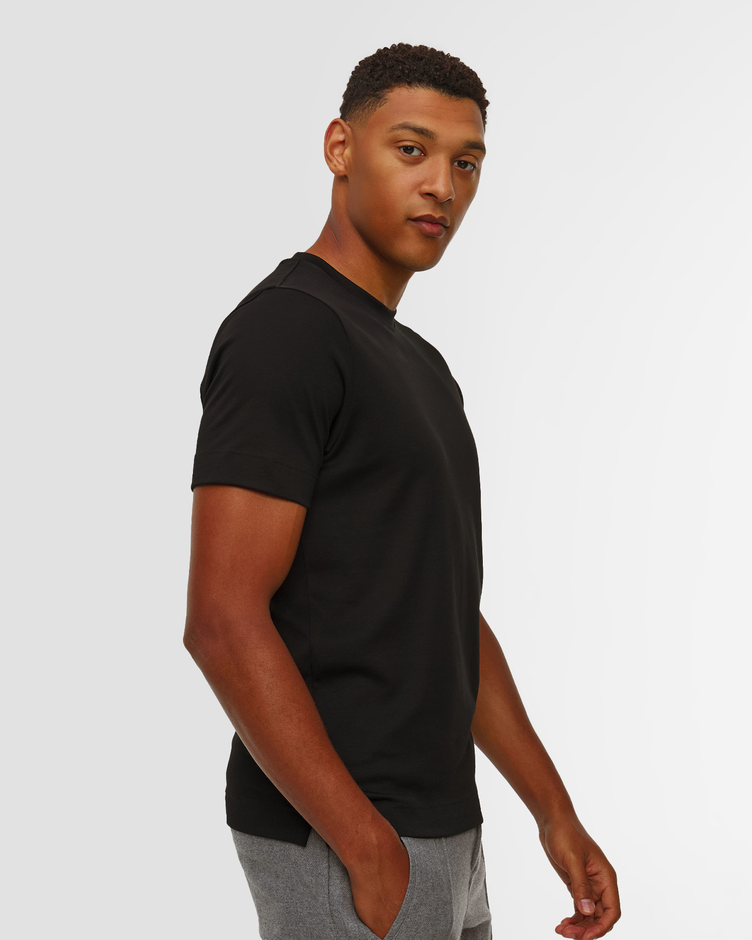 T-shirt noir pour hommes Gran Sasso