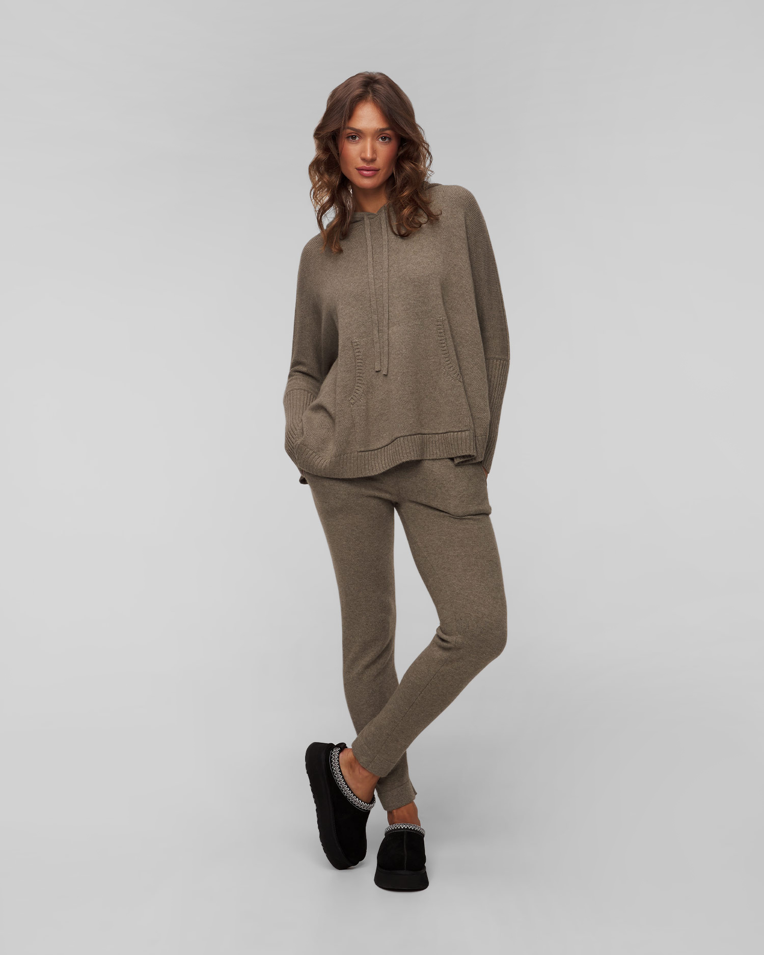 Zielone leginsy z kaszmiru damskie Kujten Joggy 2, Kolor/Wzór: Zielony