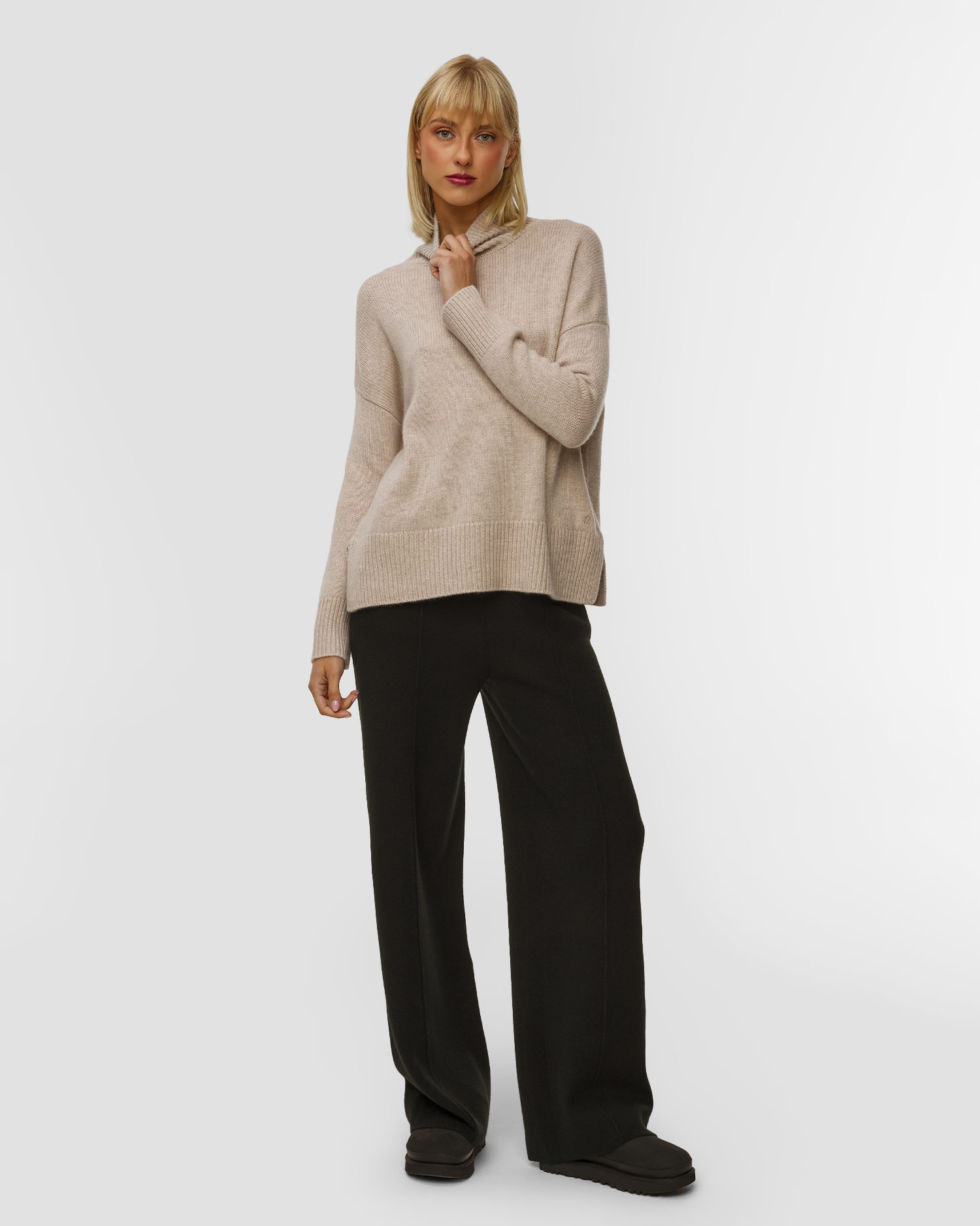 Women's beige cashmere turtleneck jumper Kujten Ulla