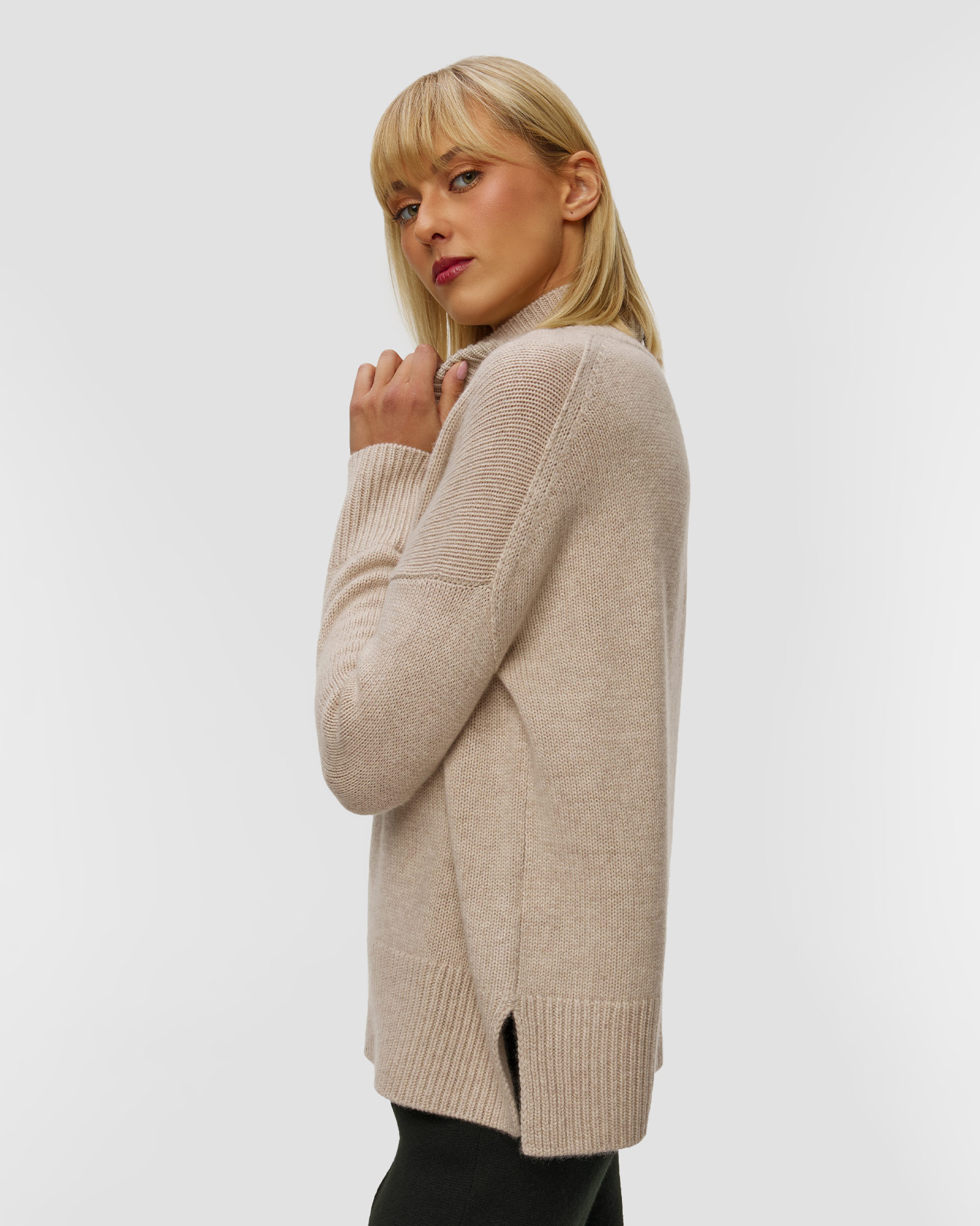 Pull à col roulé en cachemire beige pour femmes Kujten Ulla