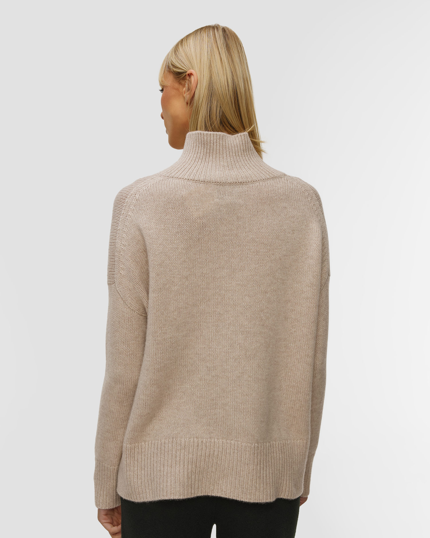 Pull à col roulé en cachemire beige pour femmes Kujten Ulla