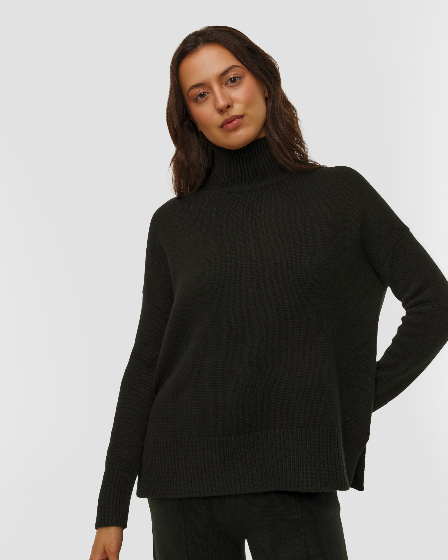 Kujten Ulla Damen-Rollkragenpullover aus Kaschmir in Schwarz