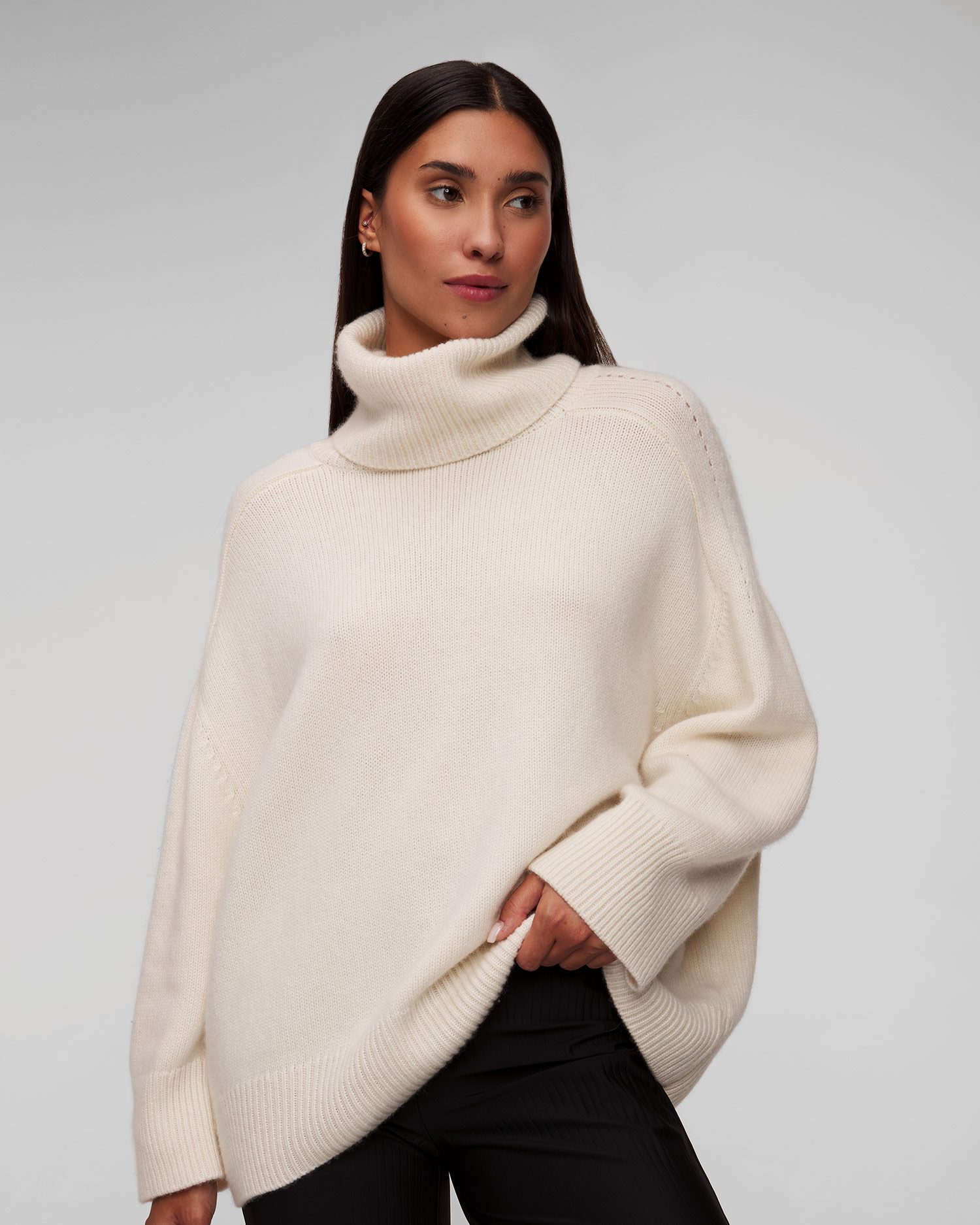 Women's white cashmere turtleneck Kujten Diana
