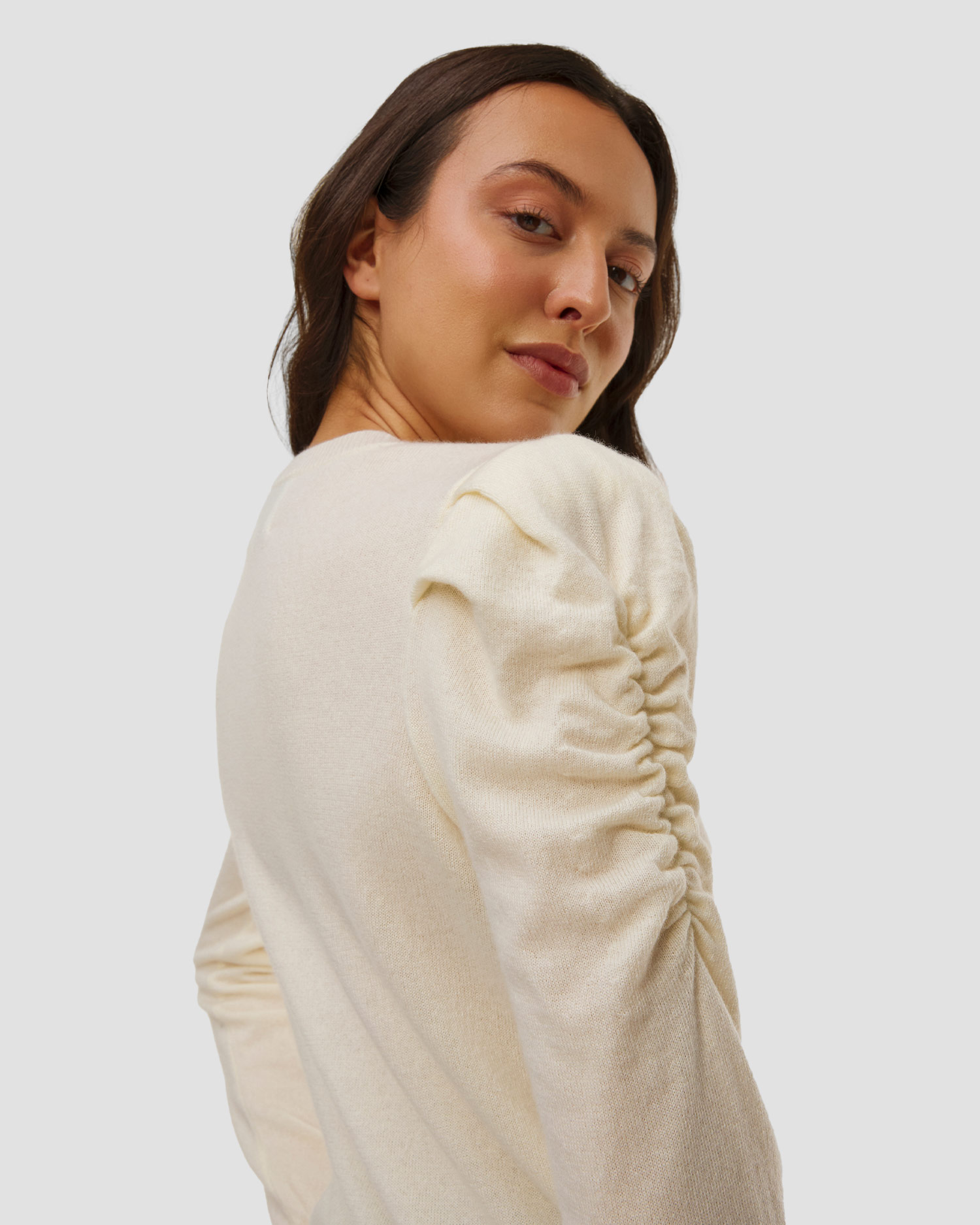 Kujten Naoto Kaschmirpullover für Damen in Beige