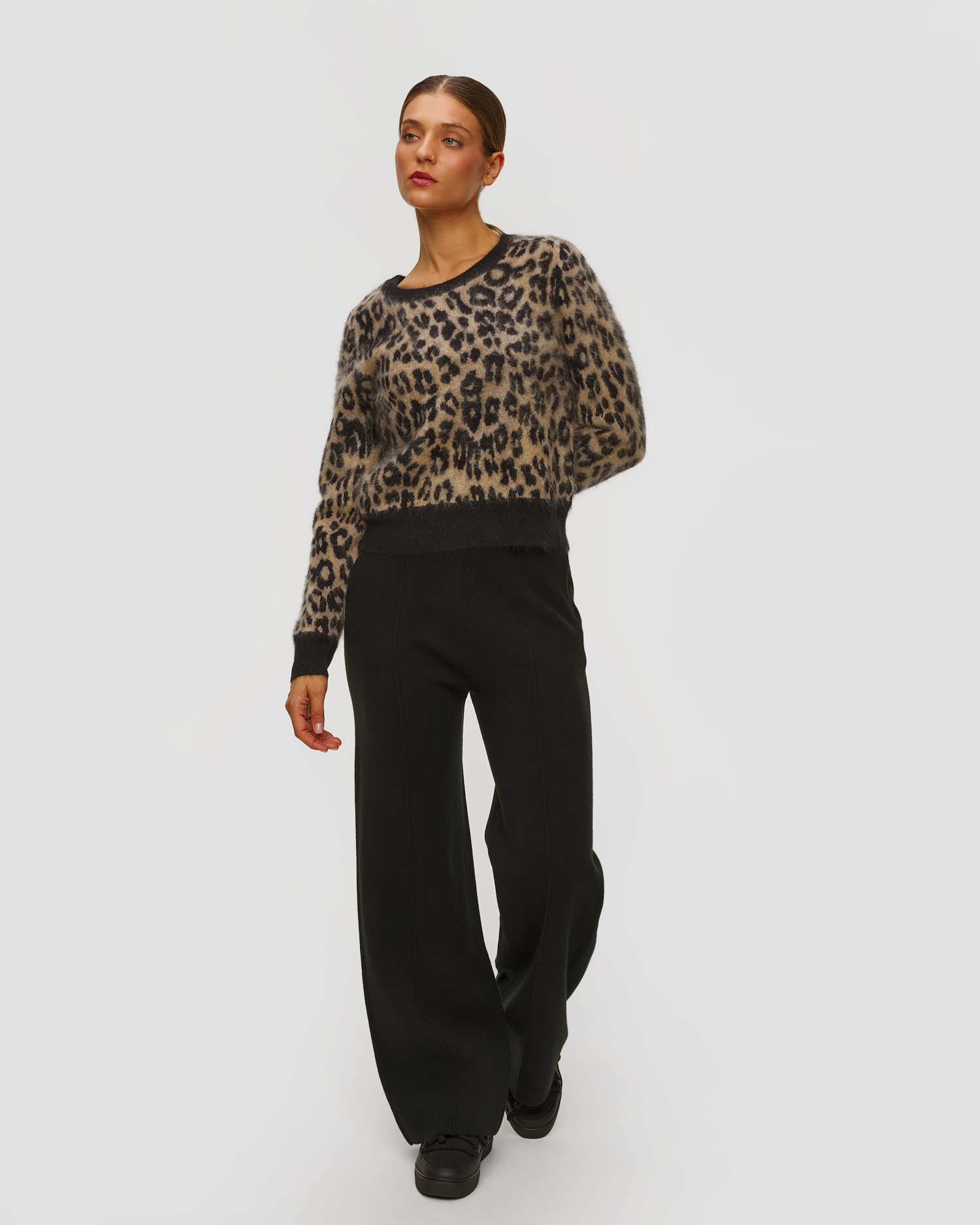 Kujten Caroline Fluffy Leo Kaschmirpullover für Damen