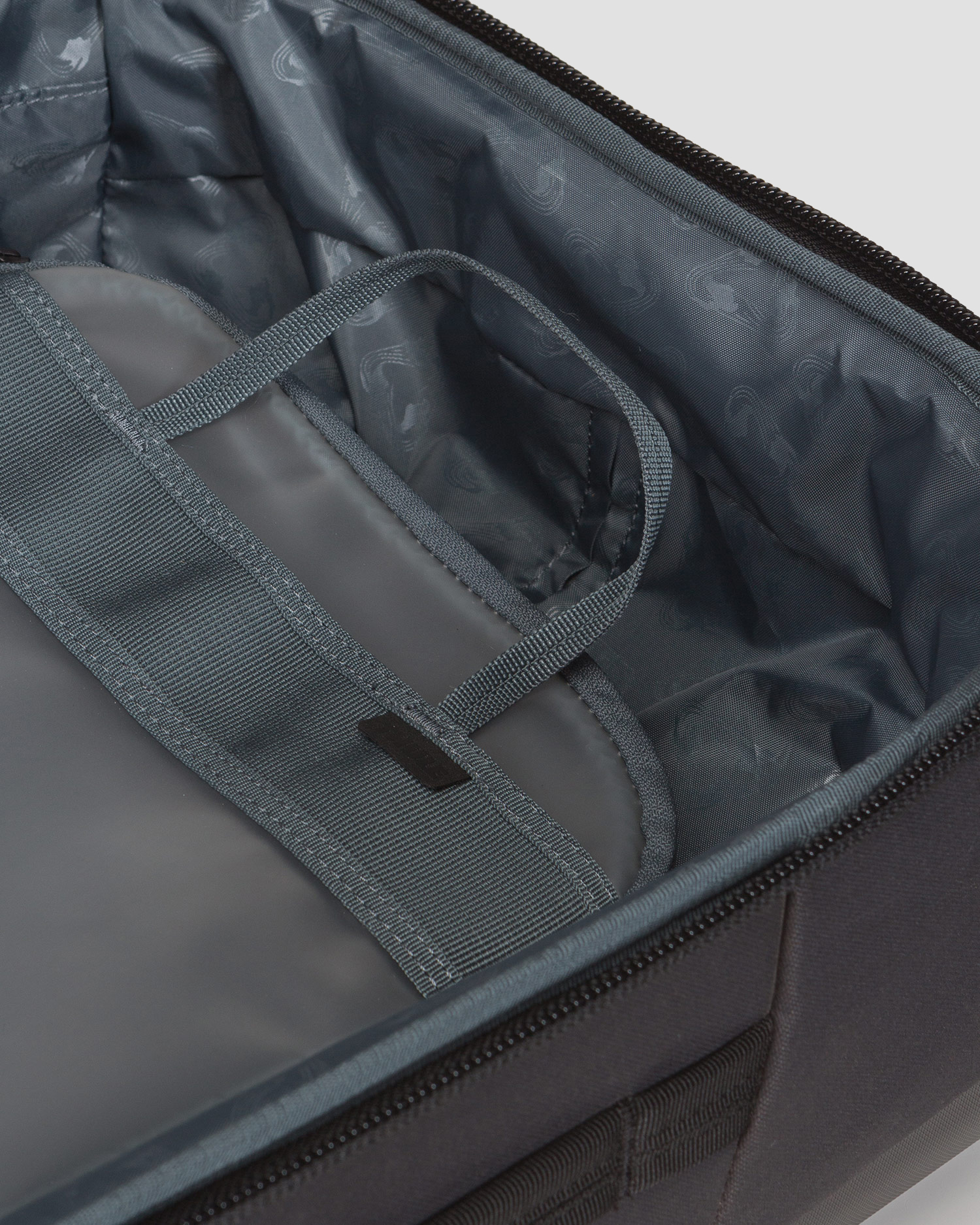 Geantă de călătorie pe roți Thule Aion 36L