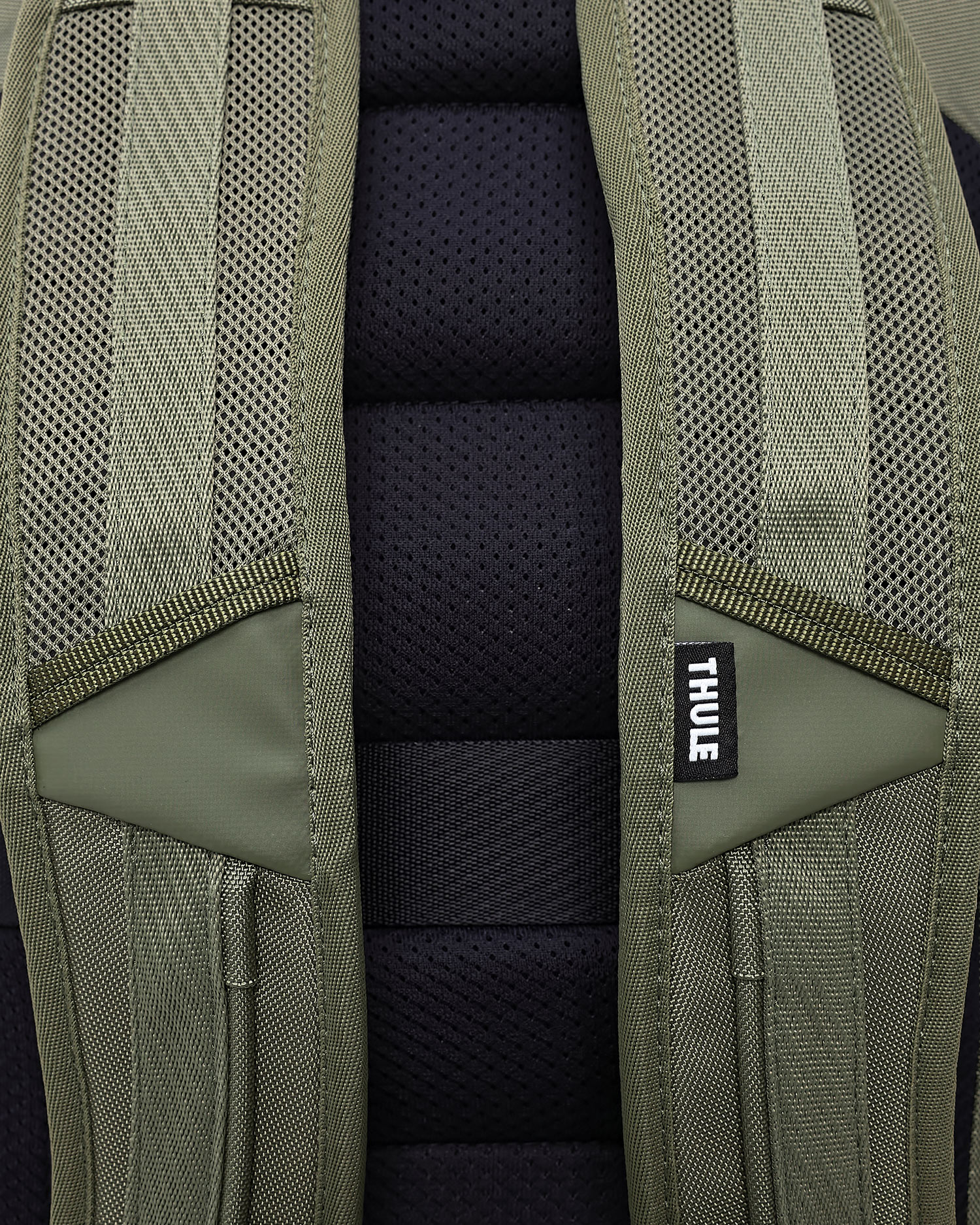 Thule Chasm Laptop Backpack 26L Unisex-Rucksack in Grün