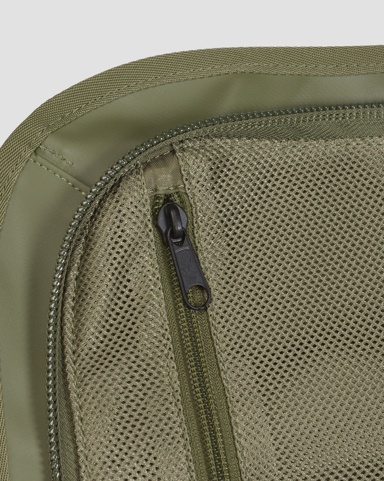 Thule Chasm Duffel Bag 40L 2in1-Reisetasche in Grün 