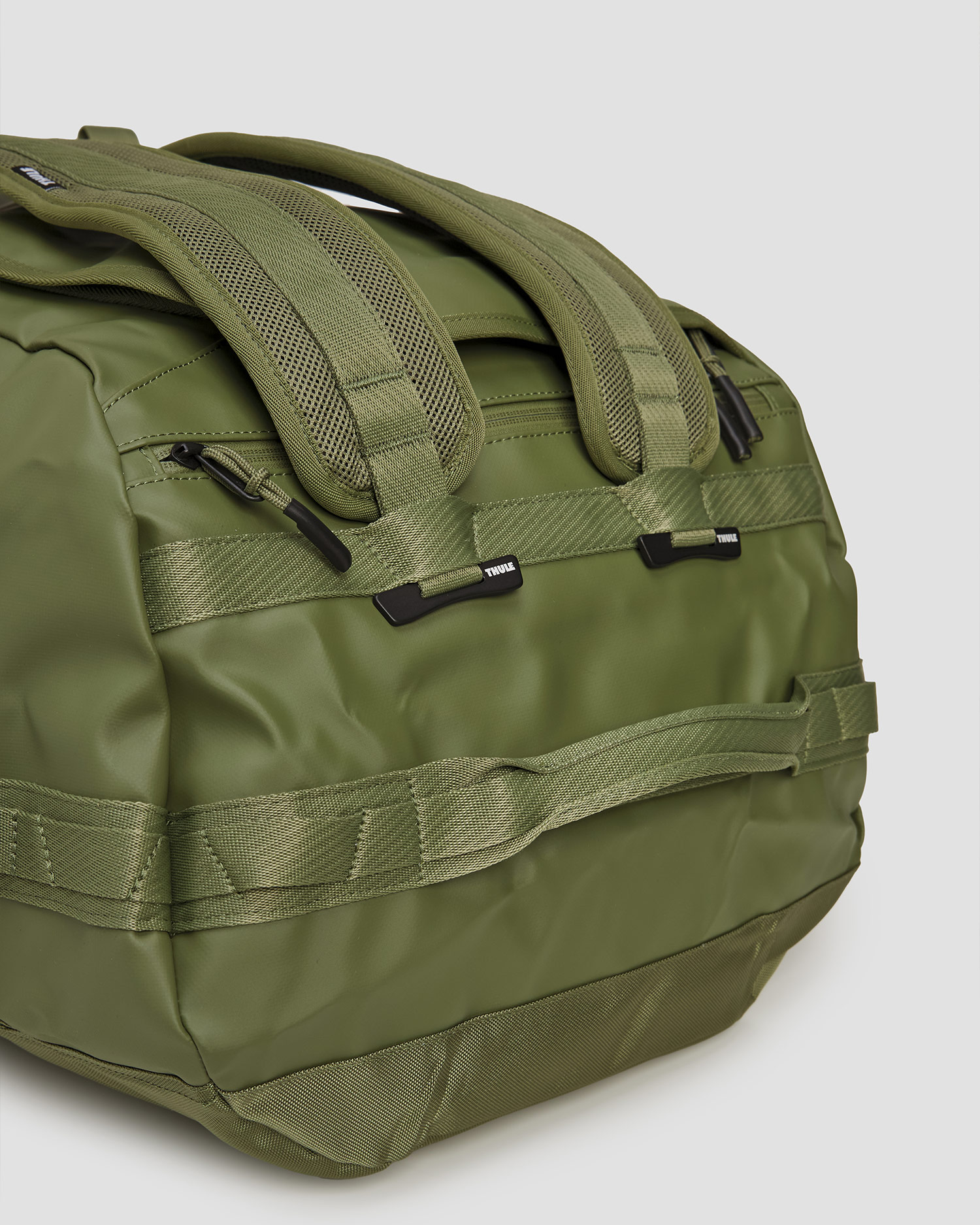 Geantă de voiaj 2 în 1 verde Thule Chasm Duffel Bag 70L