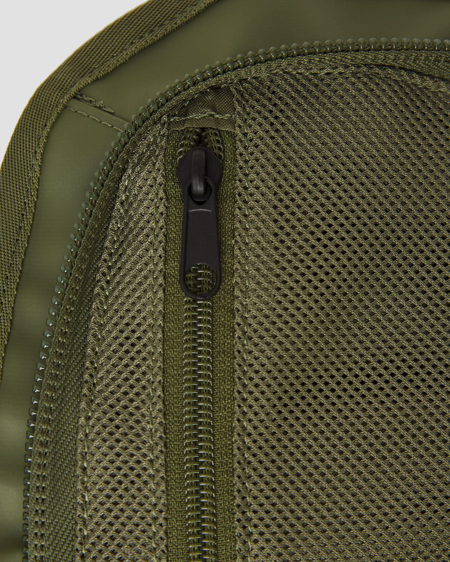 Thule Chasm Duffel Bag 70L 2in1-Reisetasche in Grün 