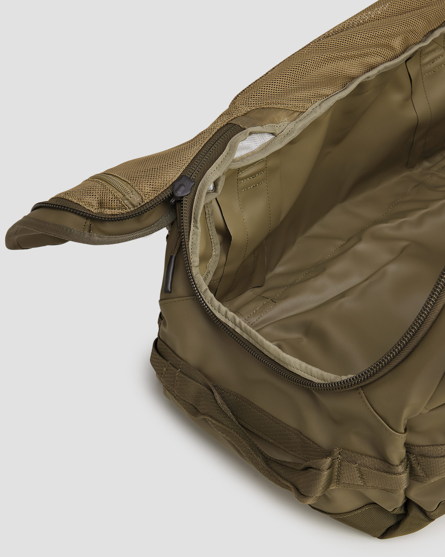 Torba podróżna 2w1 Thule Chasm Duffel Bag 70L