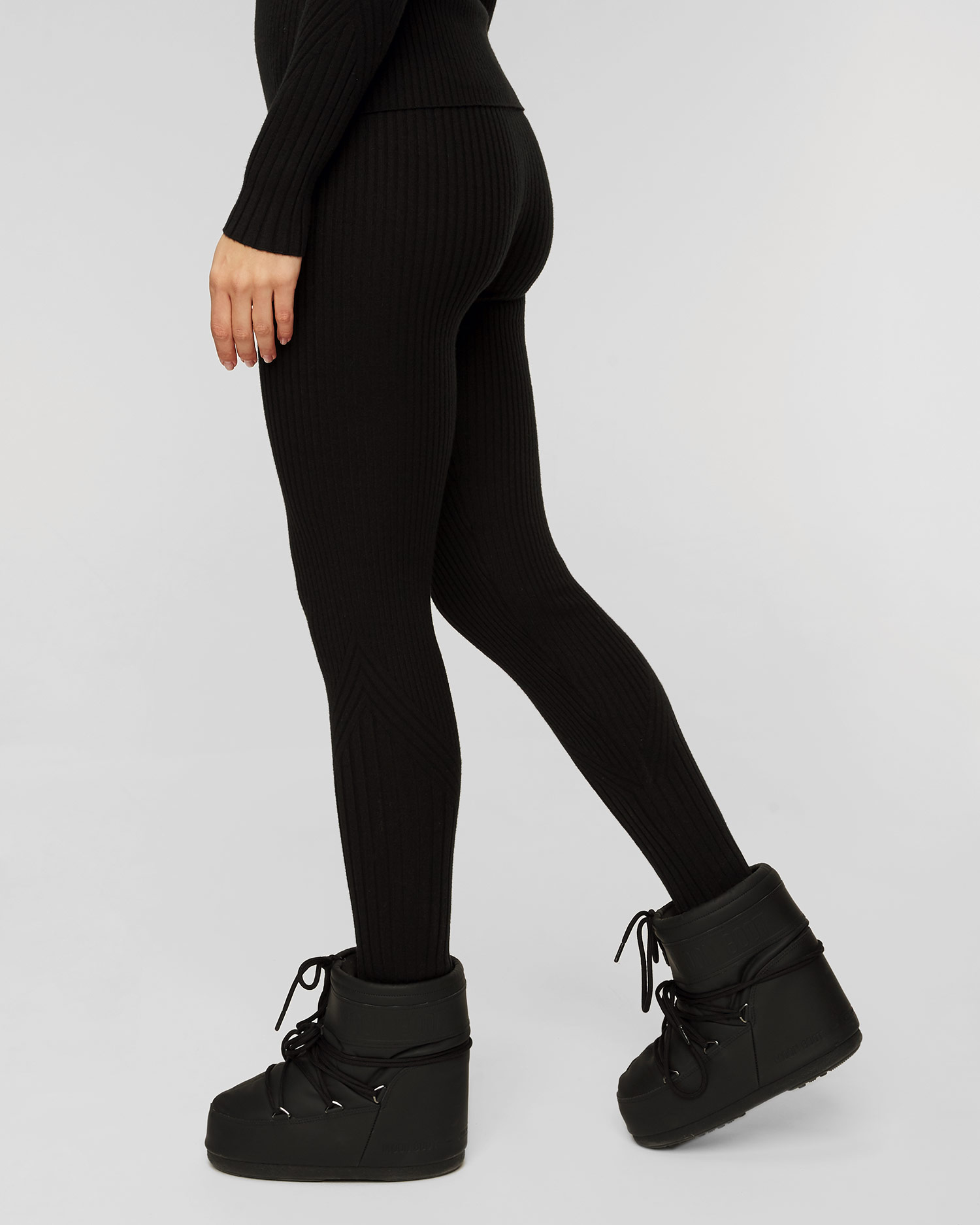 Černé dámské sportovní legíny Varley Mocado Rib Knit Legging