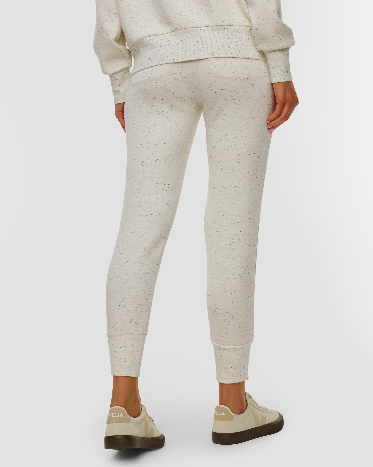 Šedé dámské tepláky Varley The Slim Cuff Pant 27.5