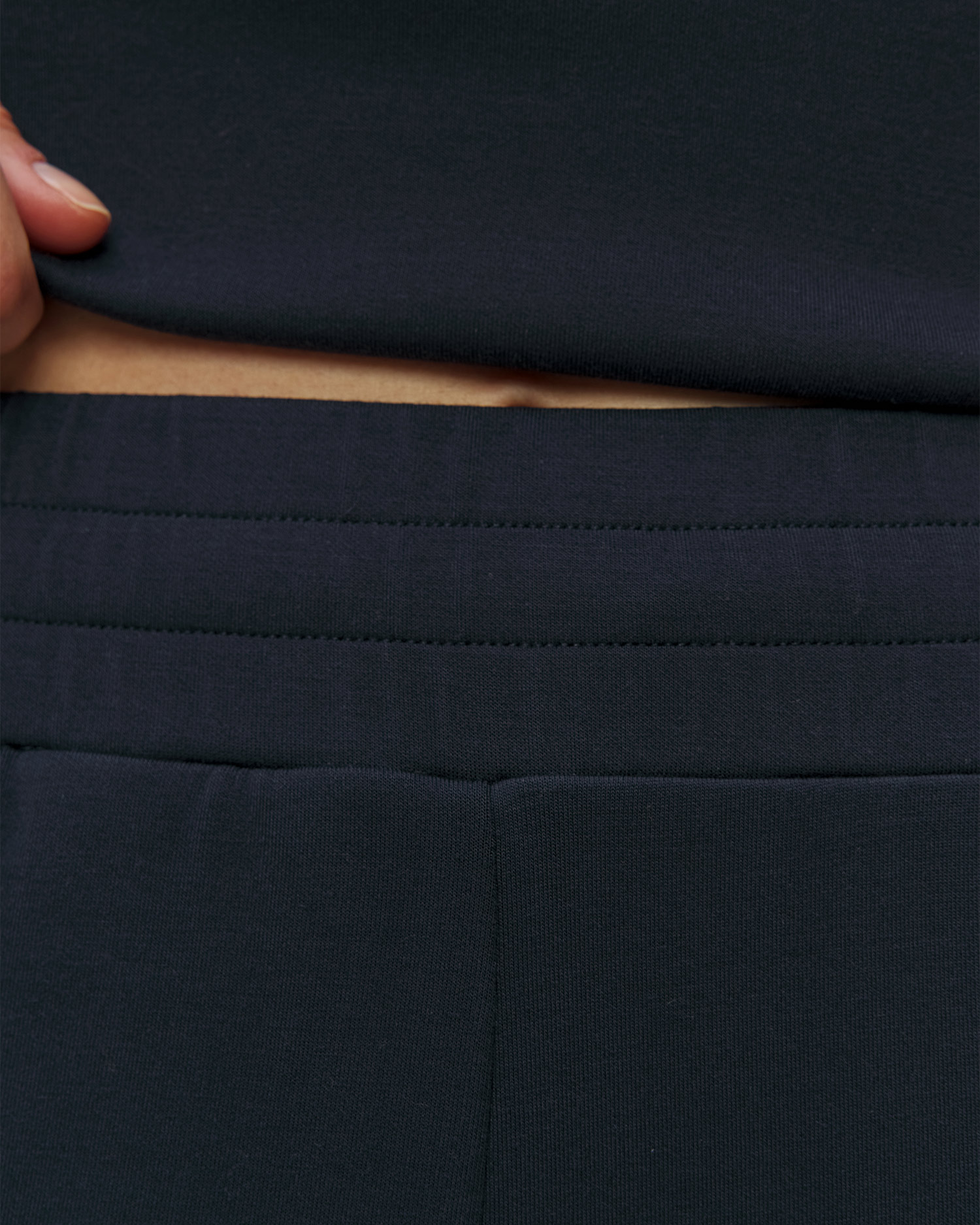 Granatowe spodnie z wiskozy damskie Varley The Slim Cuff Pant 27.5