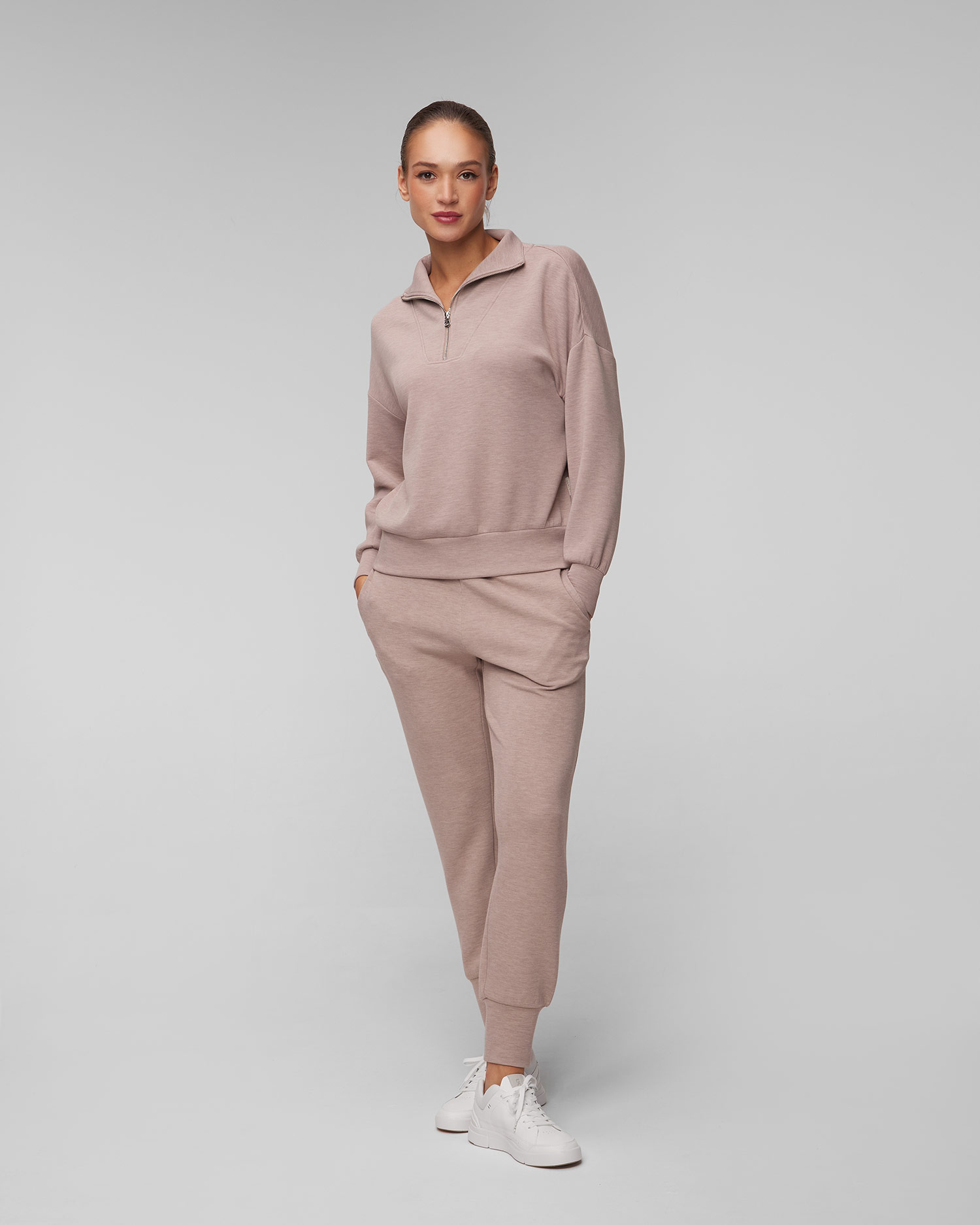 Hnědé dámské kalhoty Varley The Slim Cuff Pant 27.5