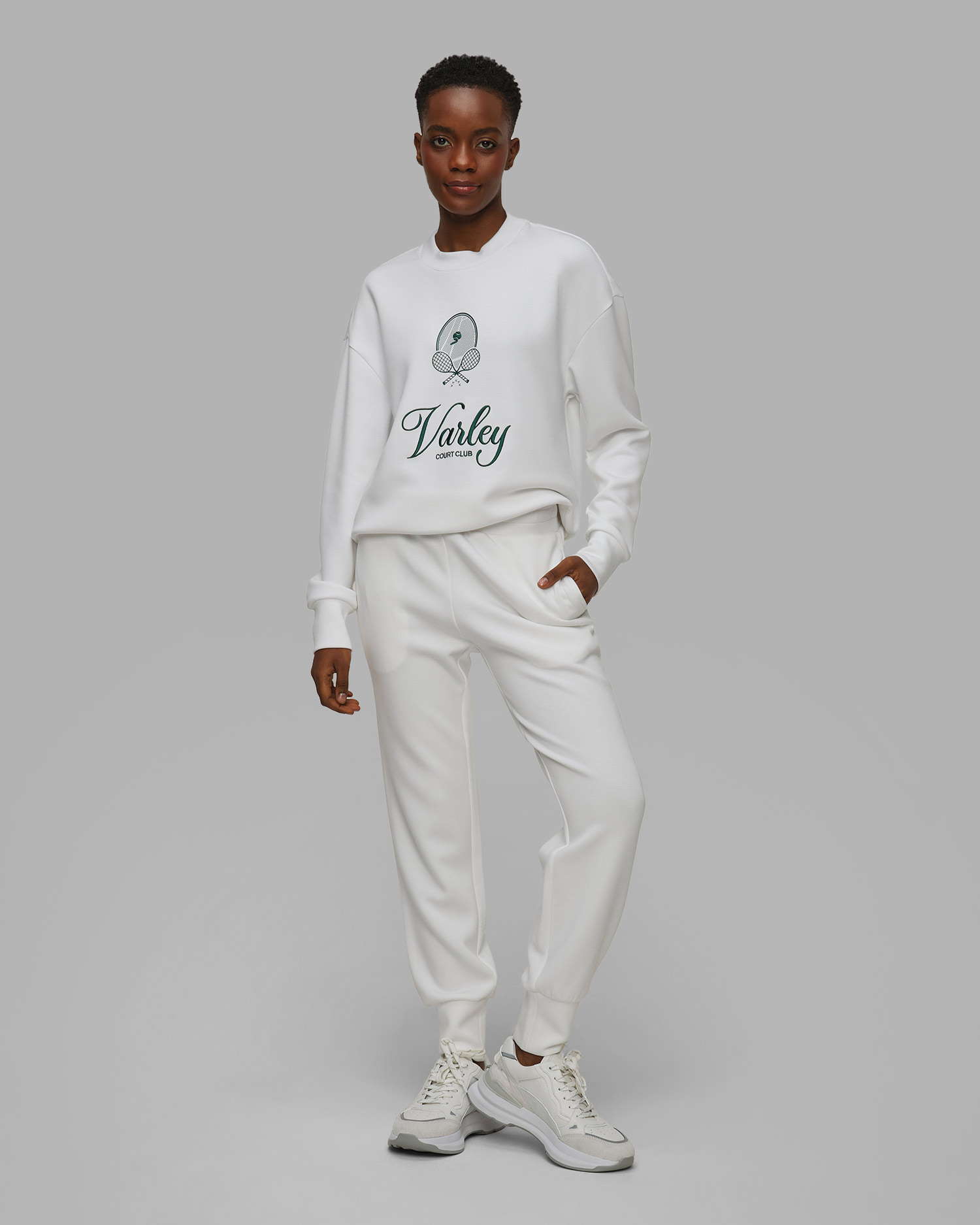 Dámske biele teplákové nohavice Varley The Slim Cuff Pant 27.5