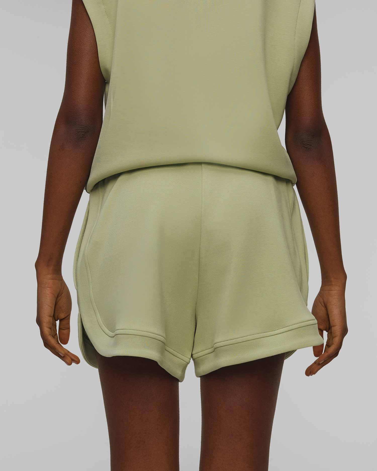 Zielone szorty dresowe damskie Varley Ollie High Rise Short 3.5