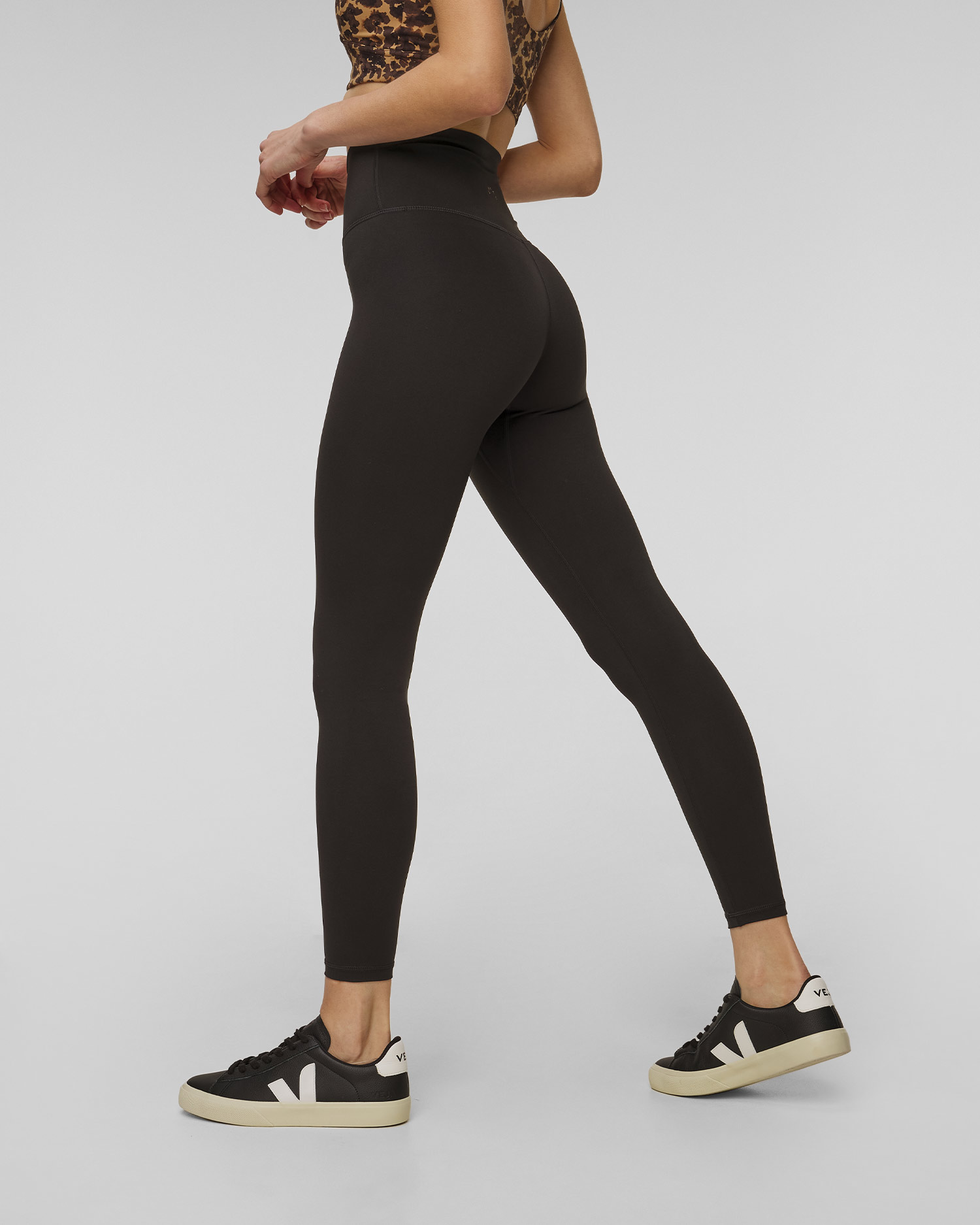 Černé dámské legíny Varley Freesoft High Rise Legging 27