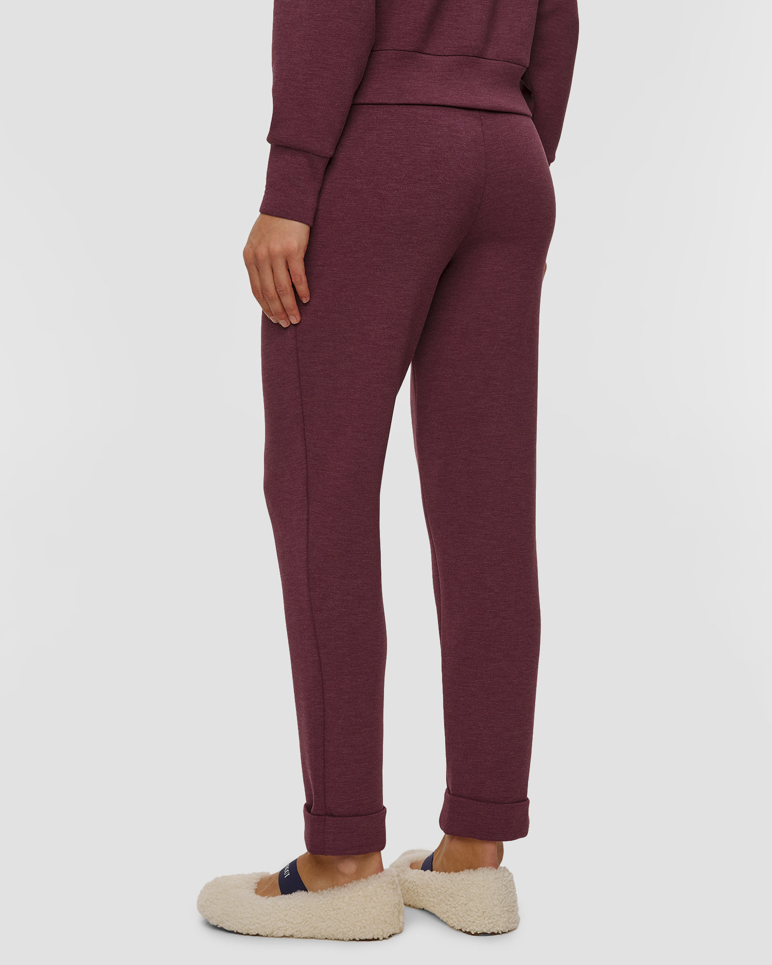 Varley The Rolled Cuff Pant 28.5 Damenhose in Dunkelrot