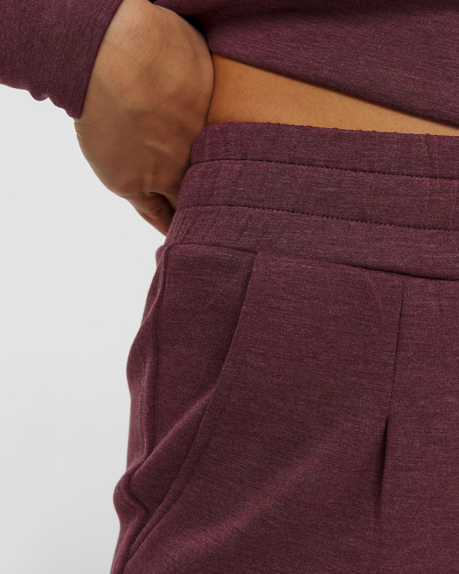 Varley The Rolled Cuff Pant 28.5 Damenhose in Dunkelrot