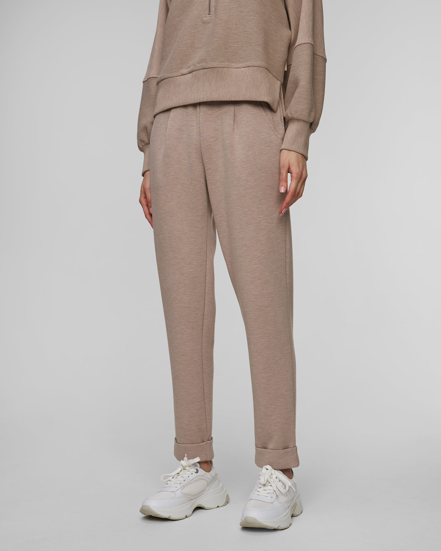 Pantaloni de trening maro deschis pentru femei Varley The Rolled Cuff Pant 28.5