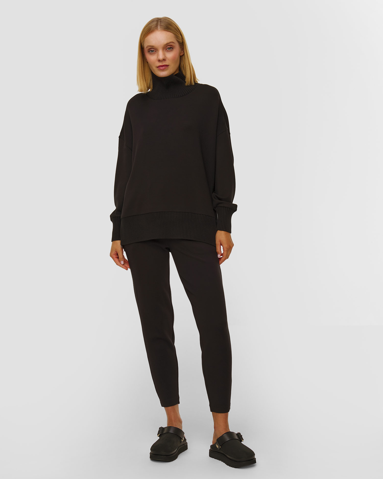 Dámské černé kalhoty Varley The Slim Pant 27.5