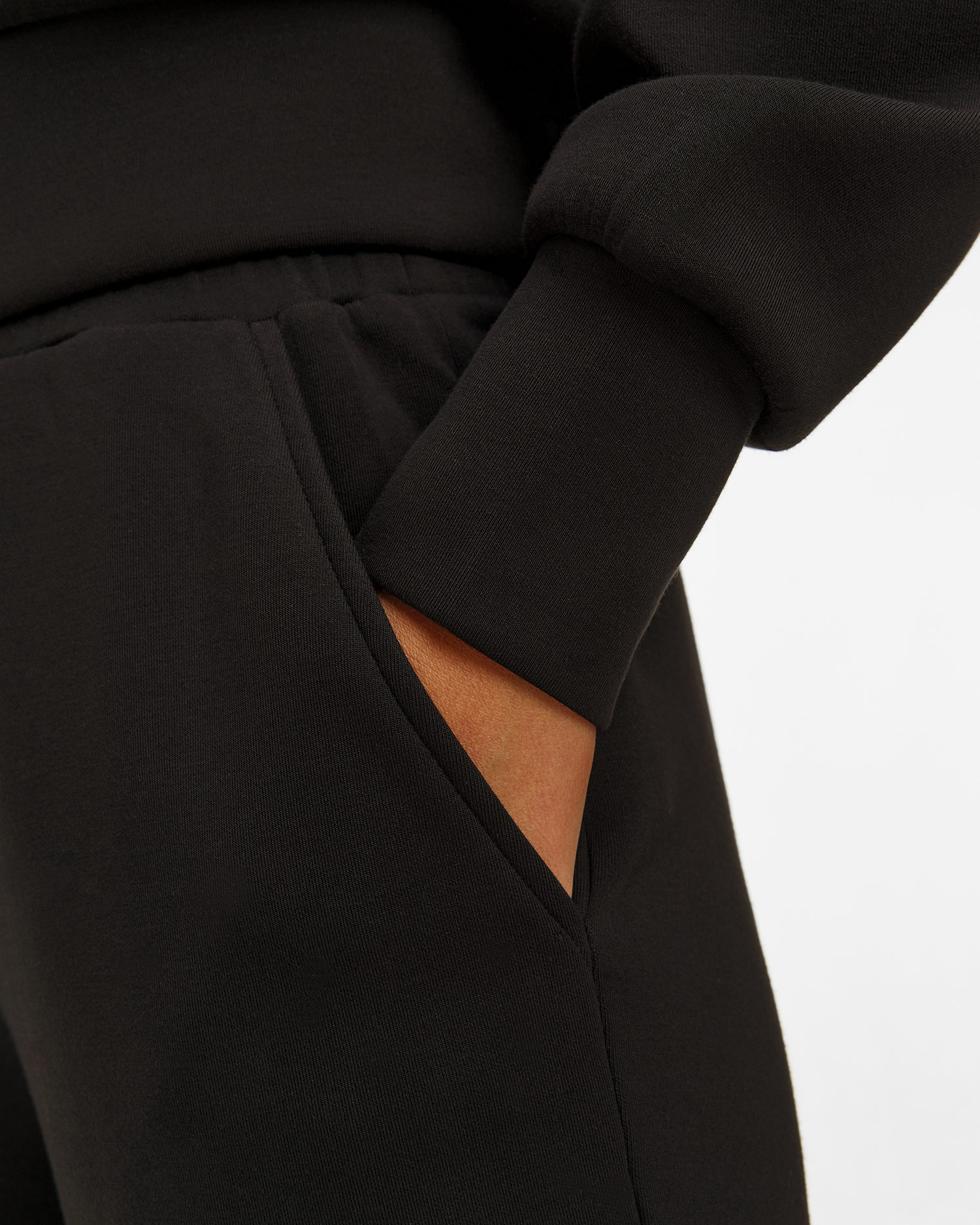 Pantaloni de trening negri pentru femei Varley The Cargo Pant 27.5