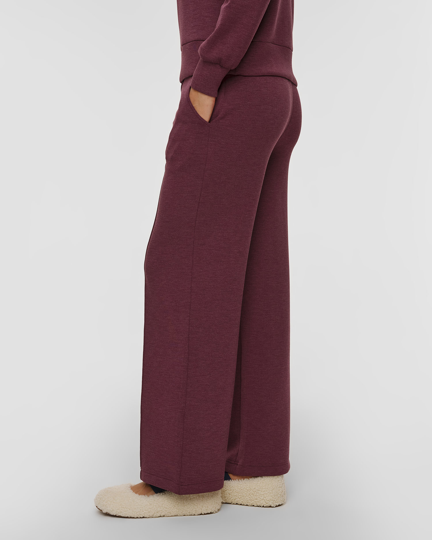Varley The Wide Leg Pant 30 Damen-Jogginghose in Dunkelrot
