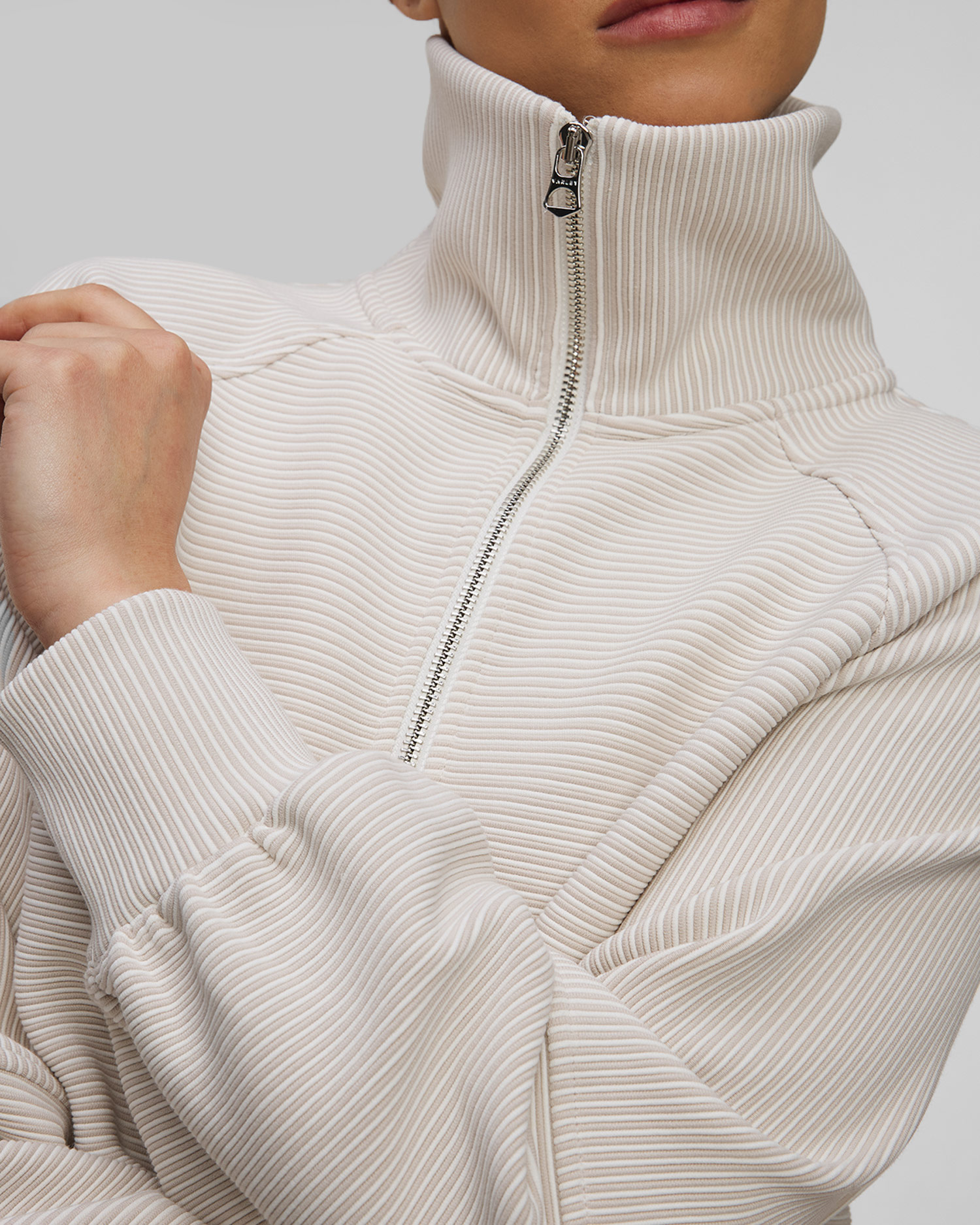 Dámska krémová mikina Varley Milano Half Zip Sweat 2.0