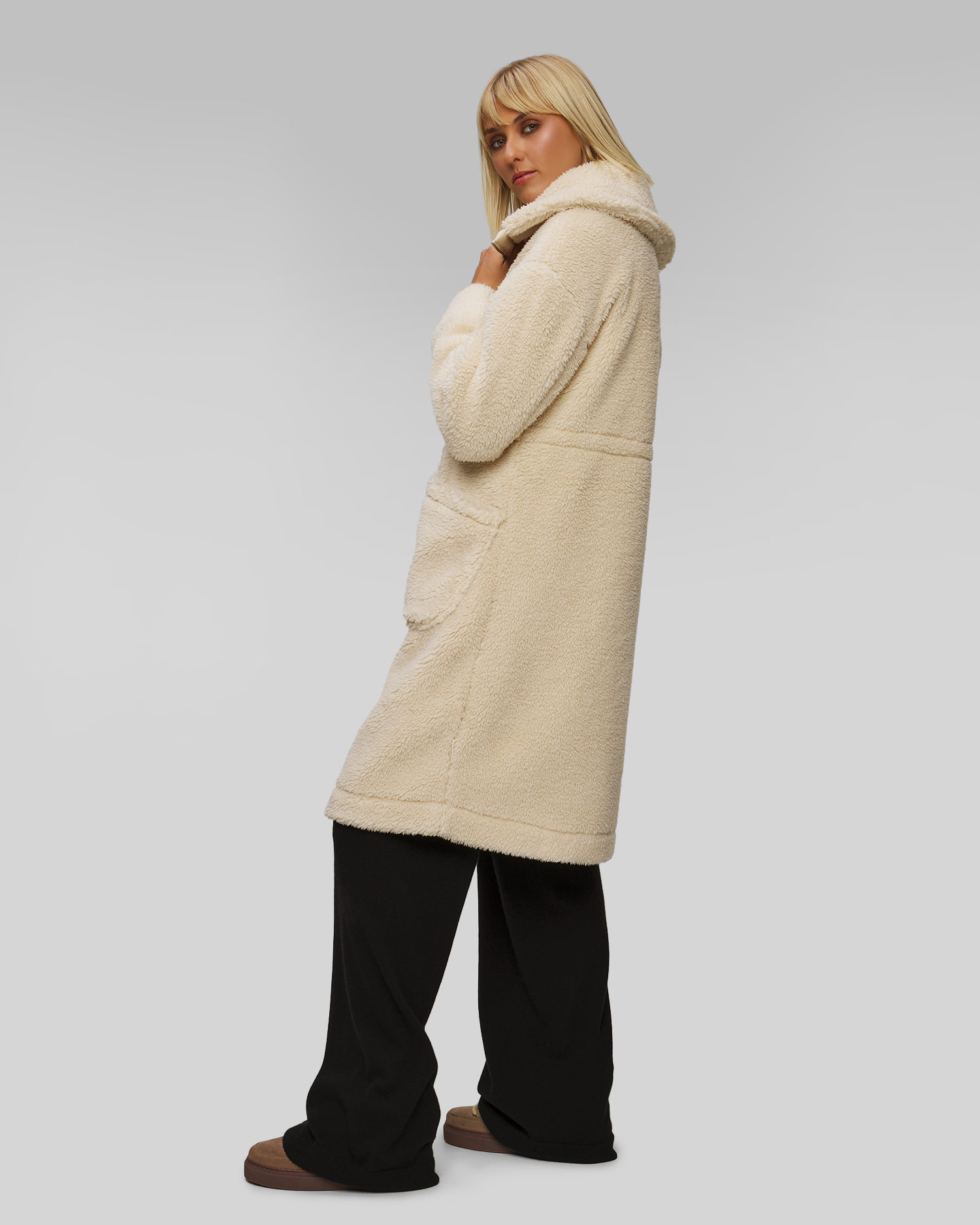 Płaszcz futerkowy damski Varley Logan Sherpa Coat