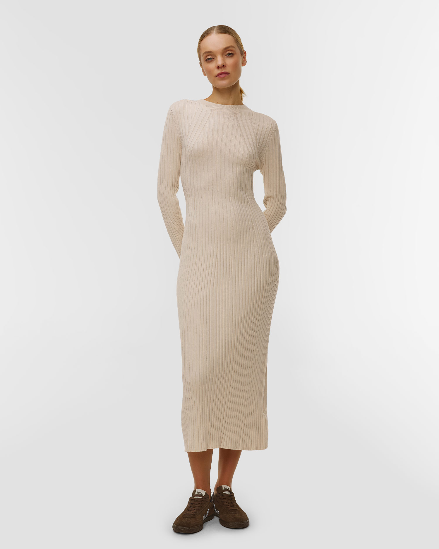 Robe en tricot pour femmes Varley Axel Rib Knit Midi Dress