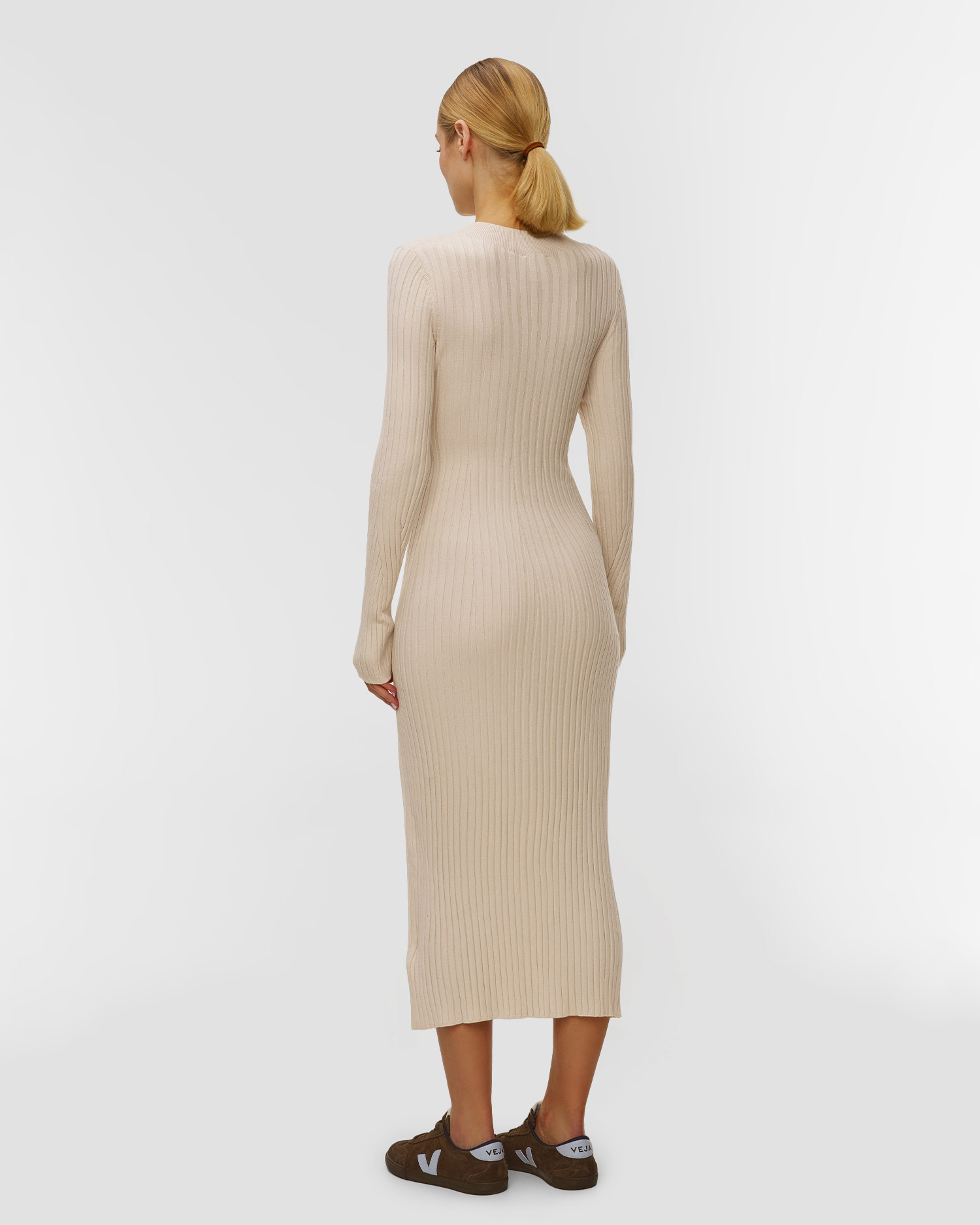 Robe en tricot pour femmes Varley Axel Rib Knit Midi Dress