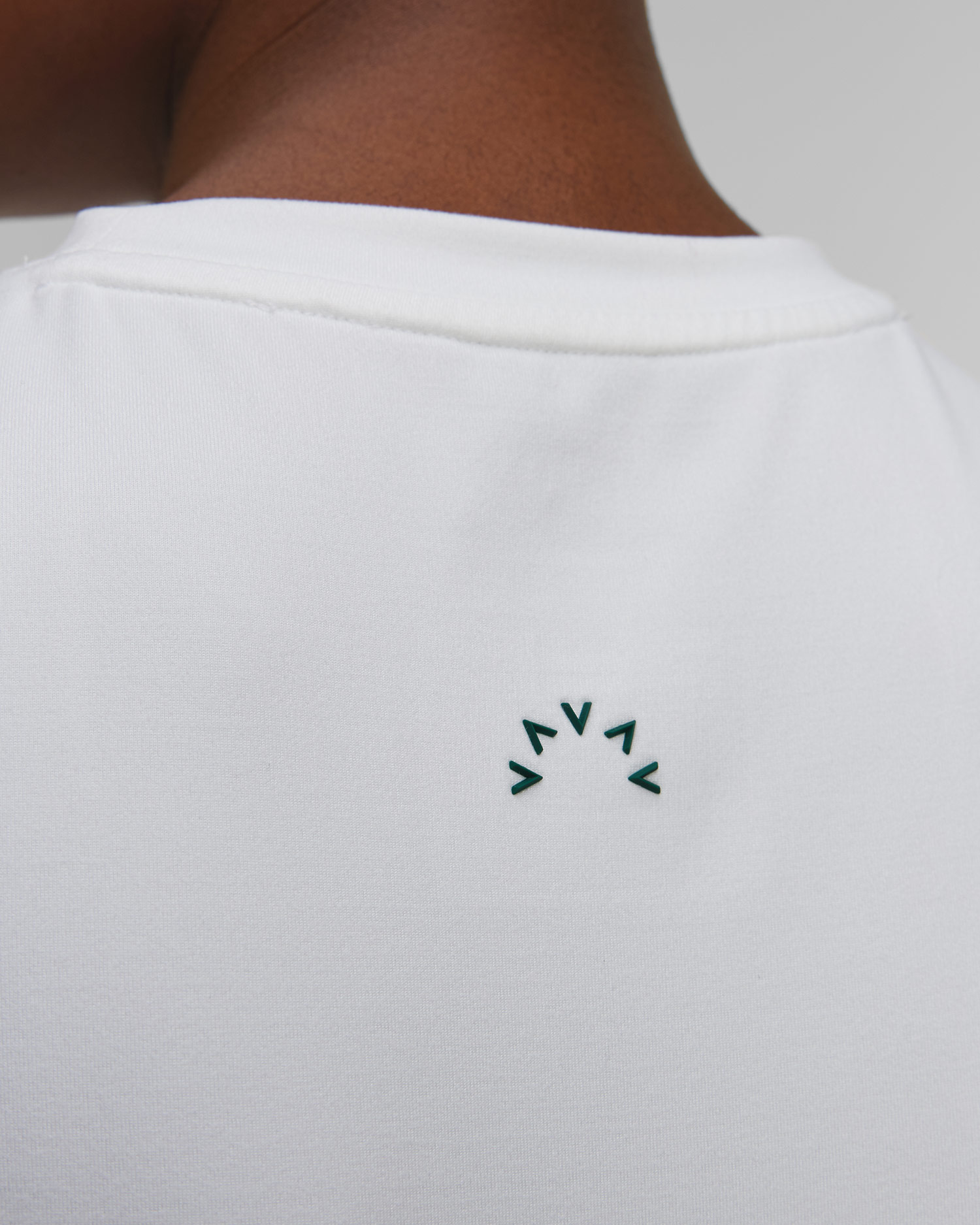 T-shirt blanc pour femmes Varley Arton Performance Tank