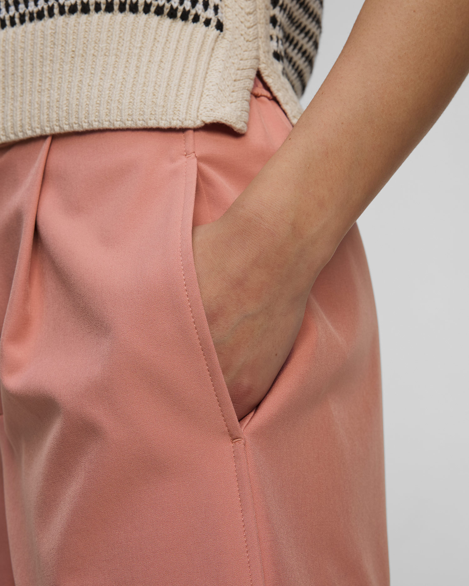 Shorts rosa da donna Varley Mariya Easy Pleat Short 4.5