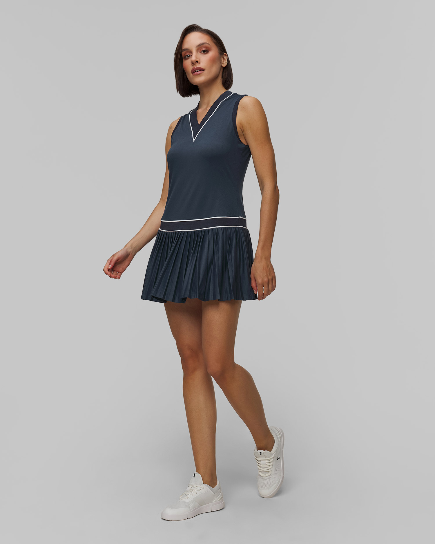 Tmavě modré tenisové šaty Varley Jouri Court Dress 32.5