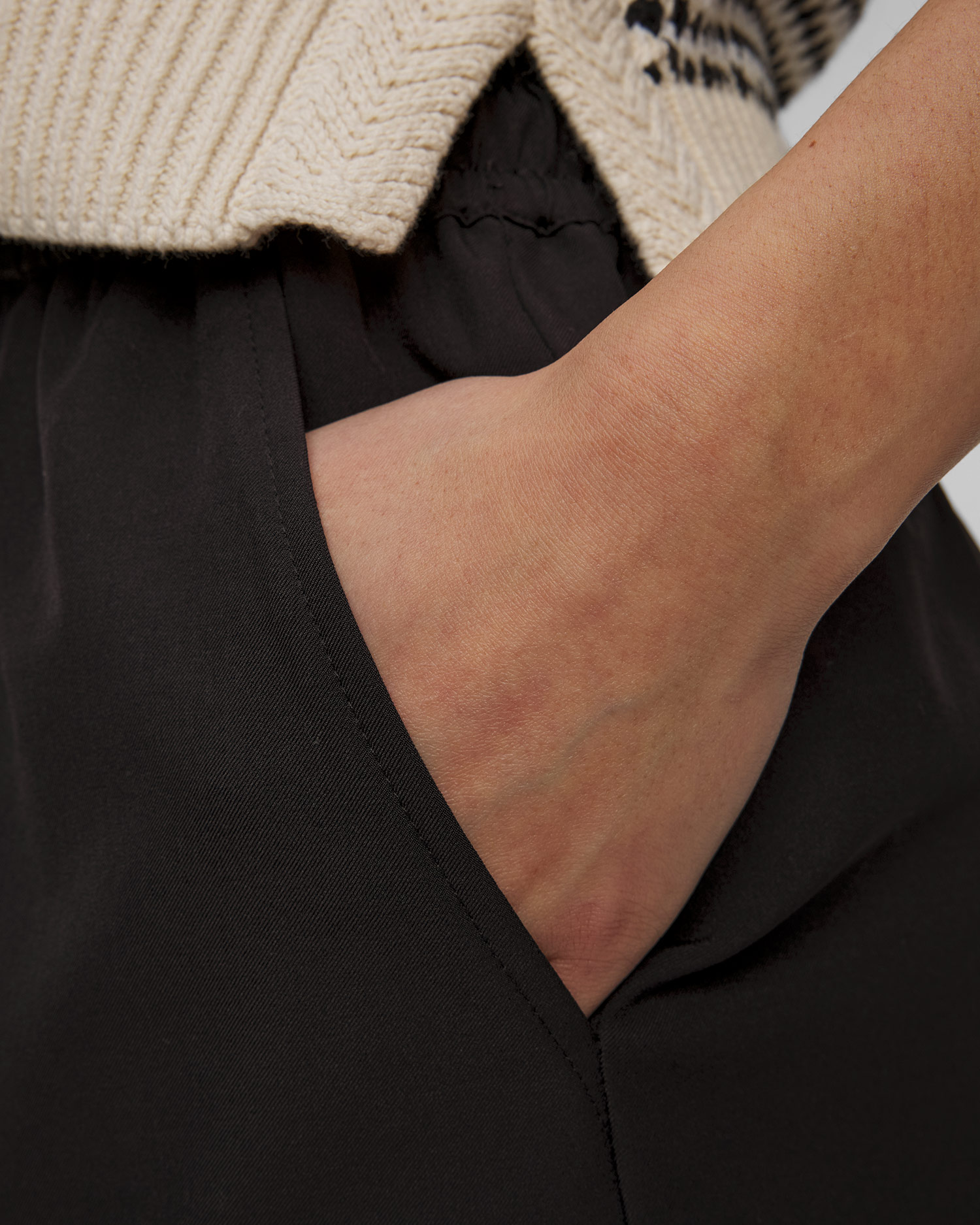 Short noir pour femmes Varley Esmond Short 3