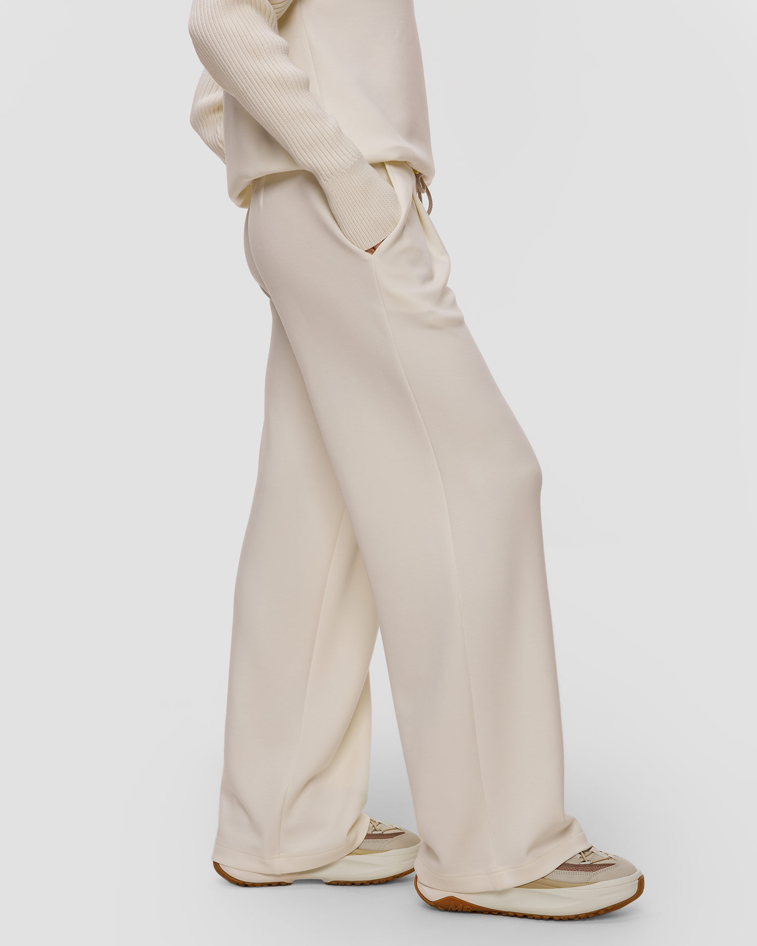 Pantalon en viscose pour femmes Varley The Extra Wide Leg Pant 29.5