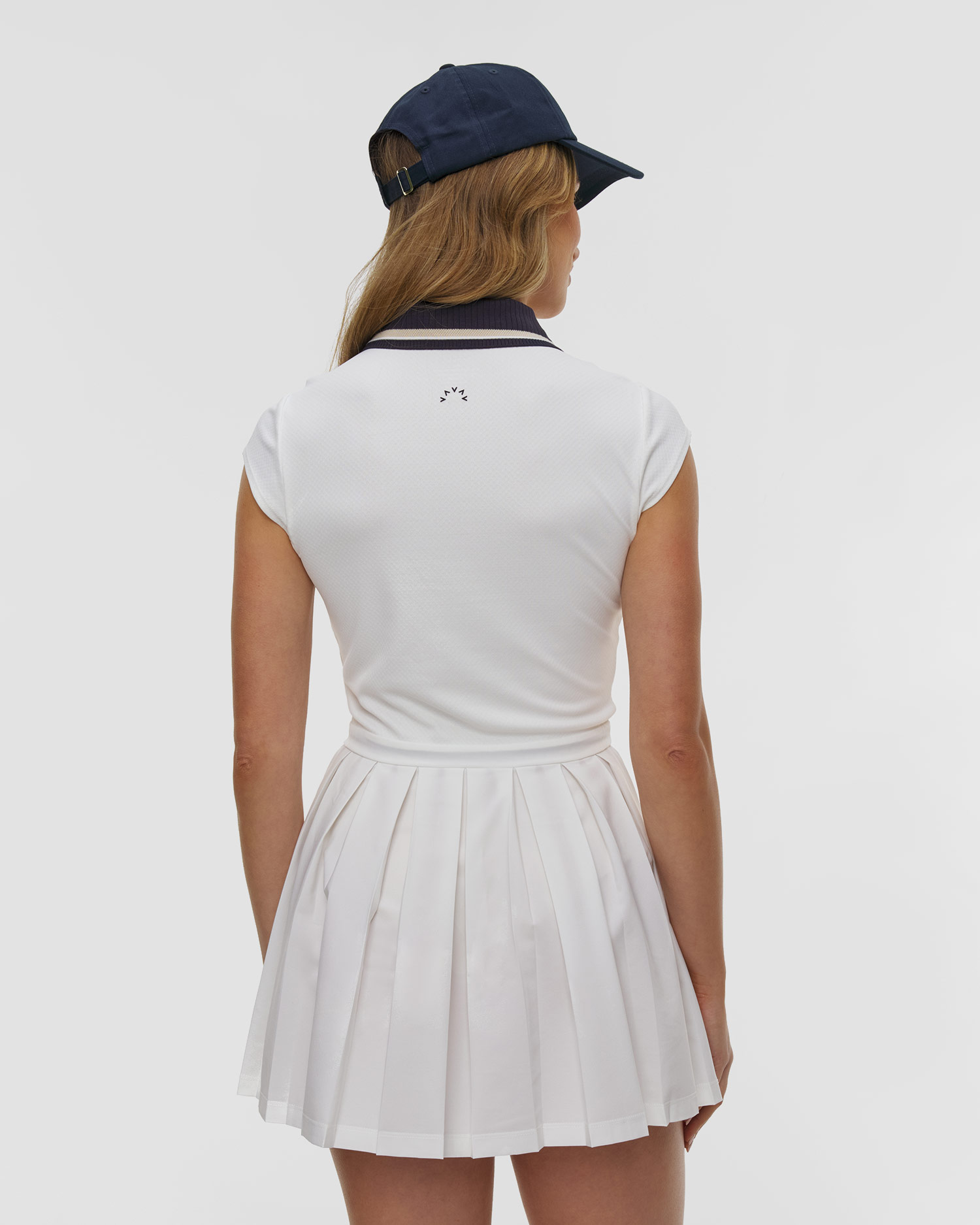 Dámske šaty Varley Nico Court Dress 32