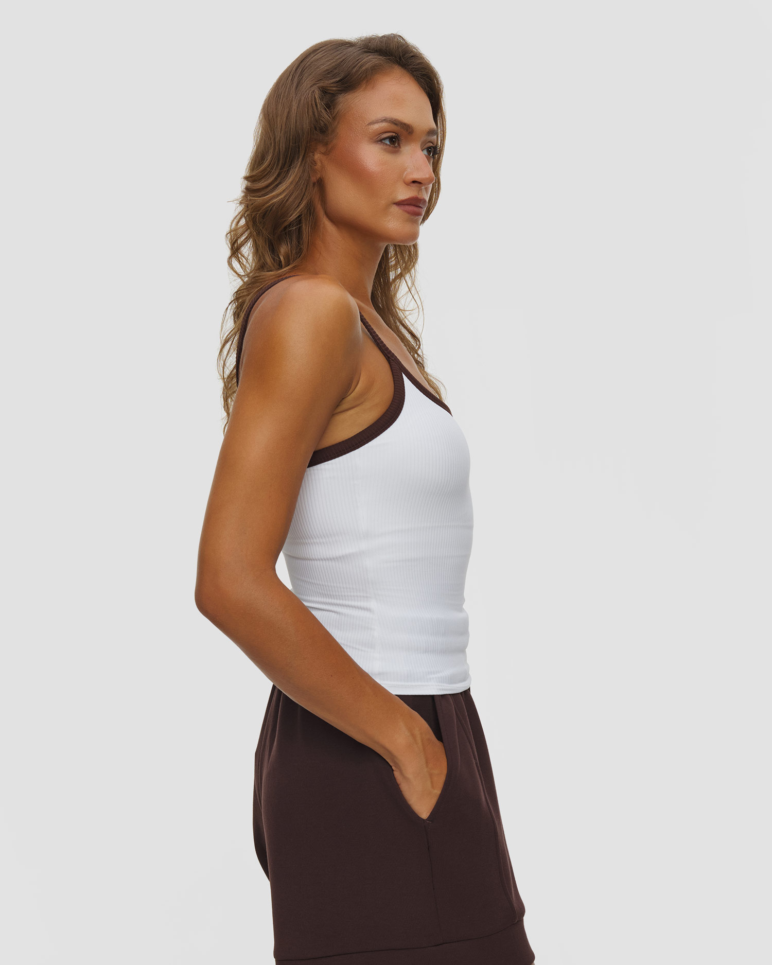 Top alb pentru femei Varley Theon Scoop Neck Tank
