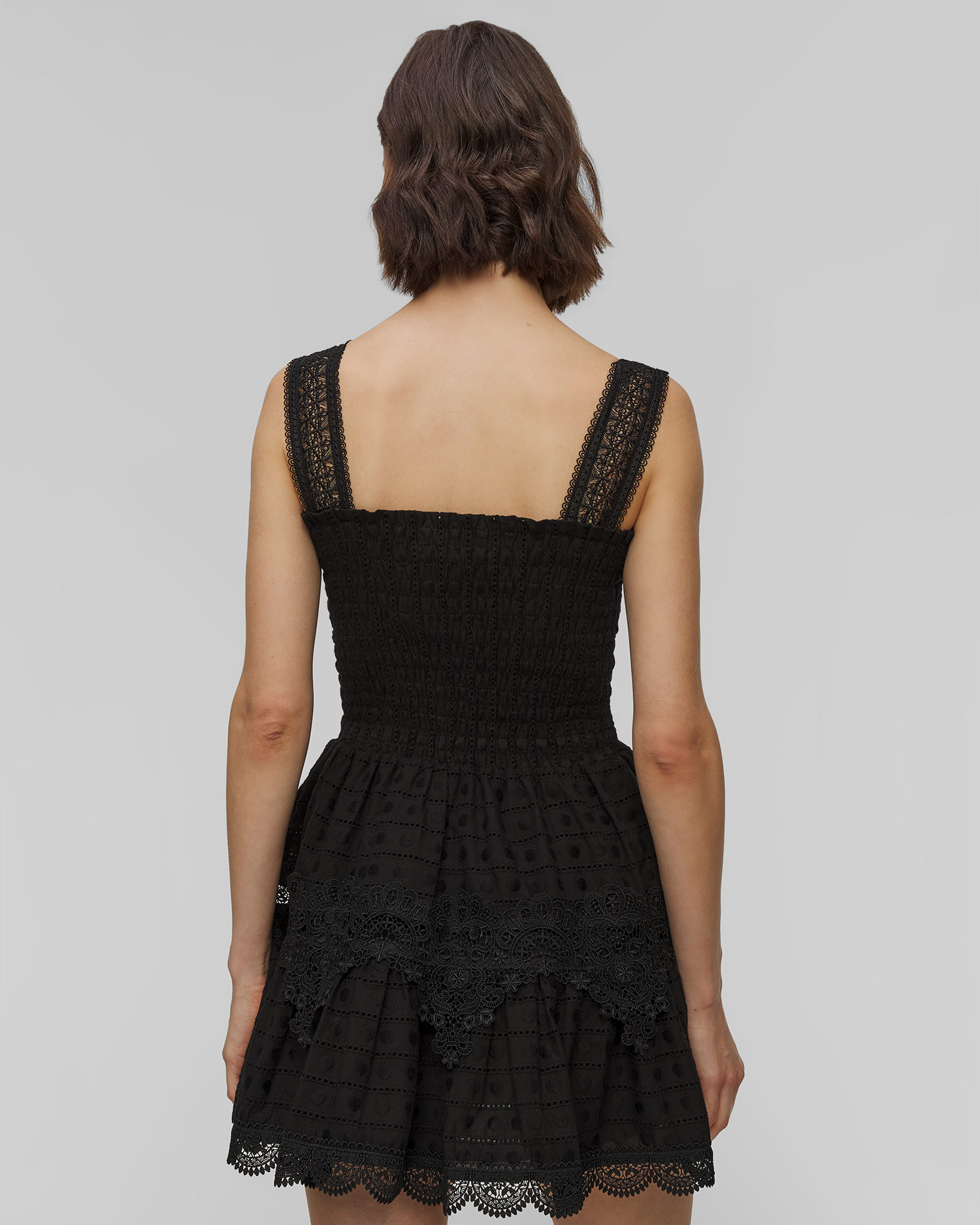 Waimari Leah Damenkleid in Schwarz