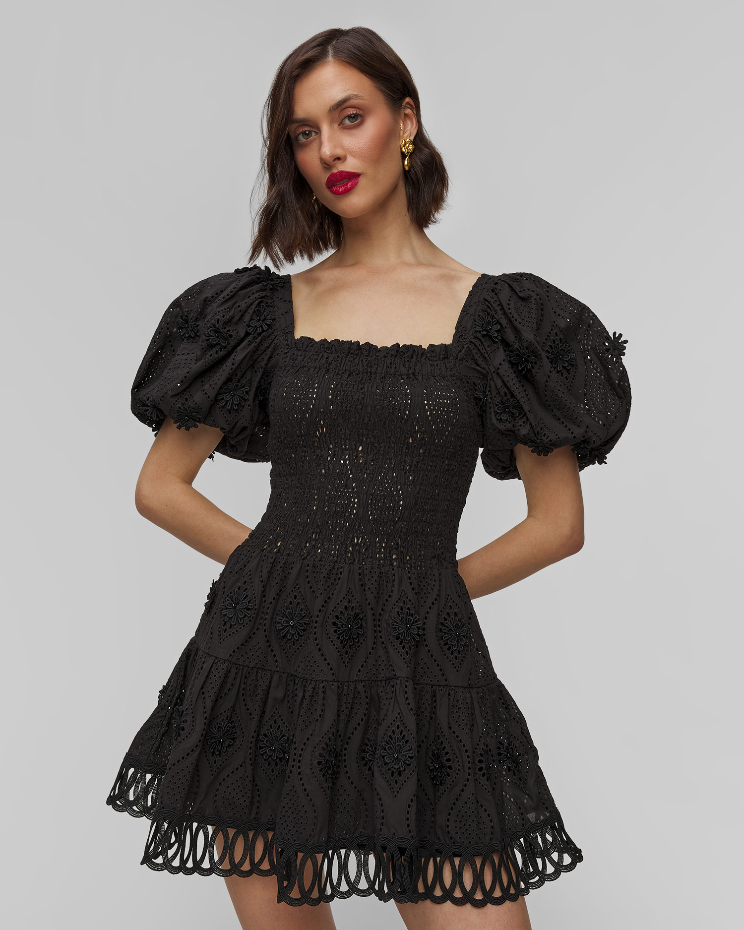 Robe noire pour femmes Waimari Eleonora Mini
