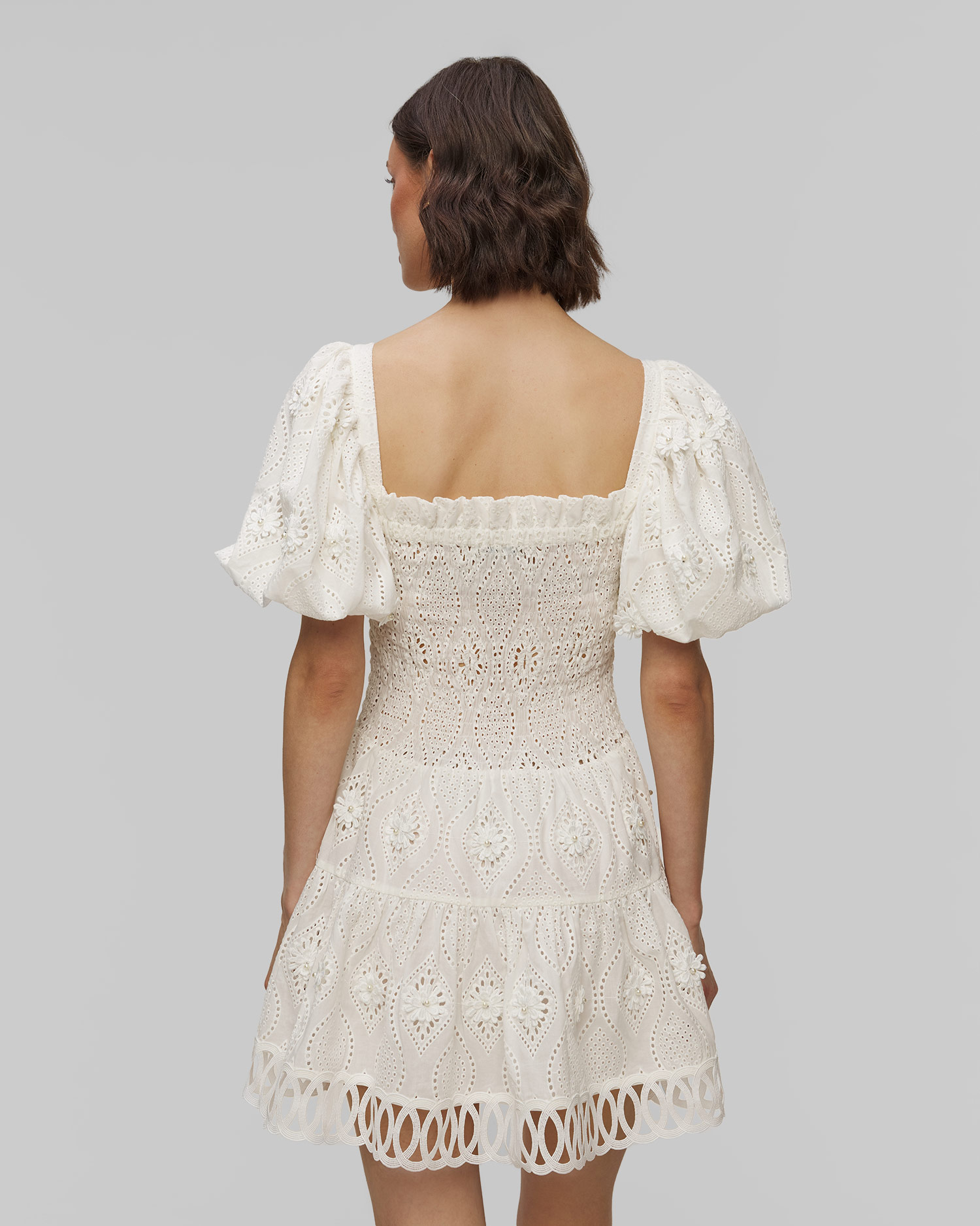 Biała sukienka damska Waimari Eleonora Mini