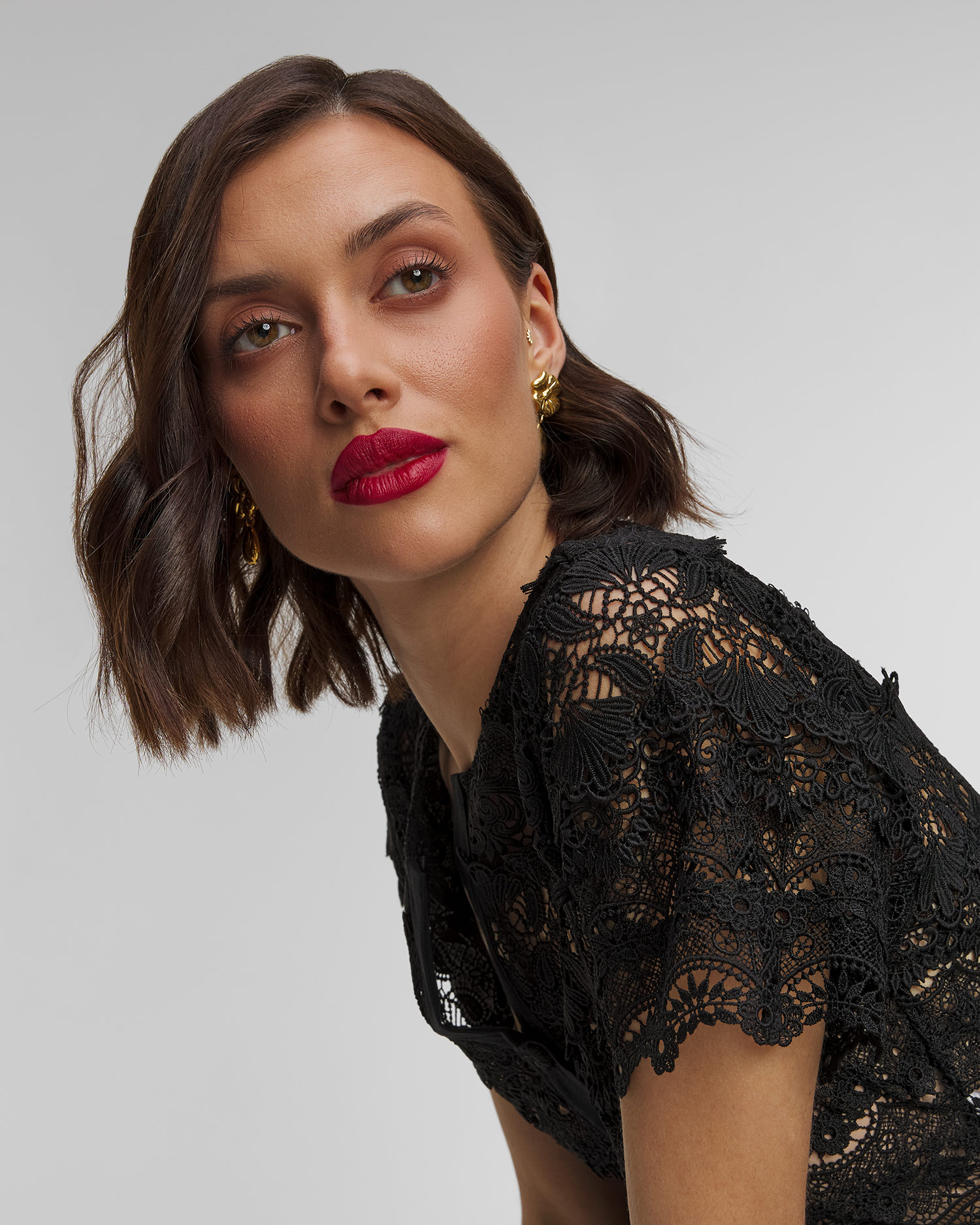 Czarna sukienka damska Waimari Hibiscus Midi