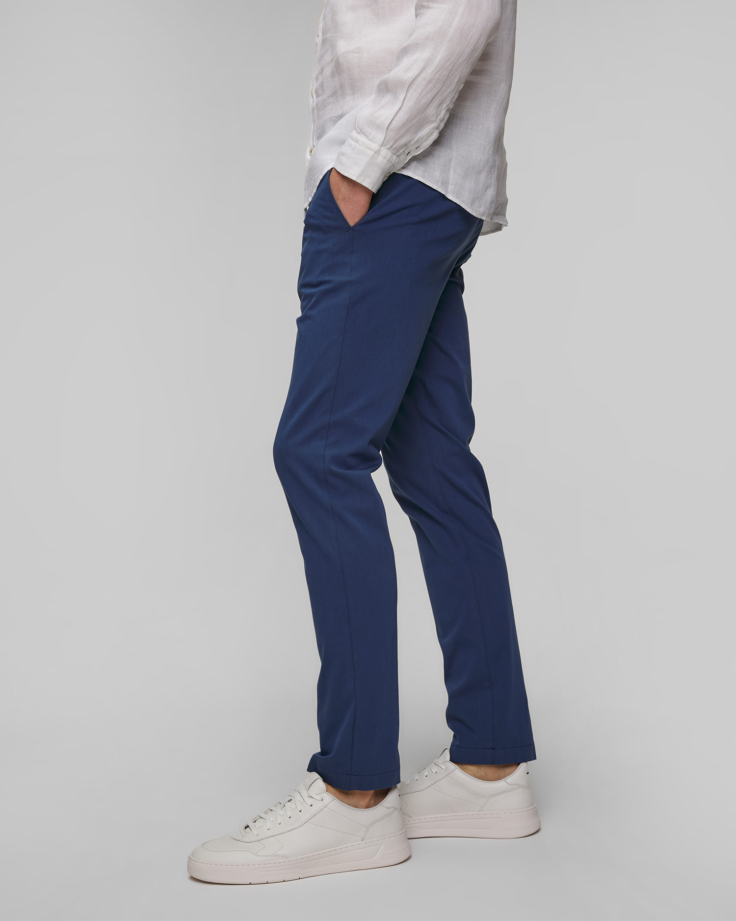 Pantaloni albaștri pentru bărbați Hugo Boss Kaito1