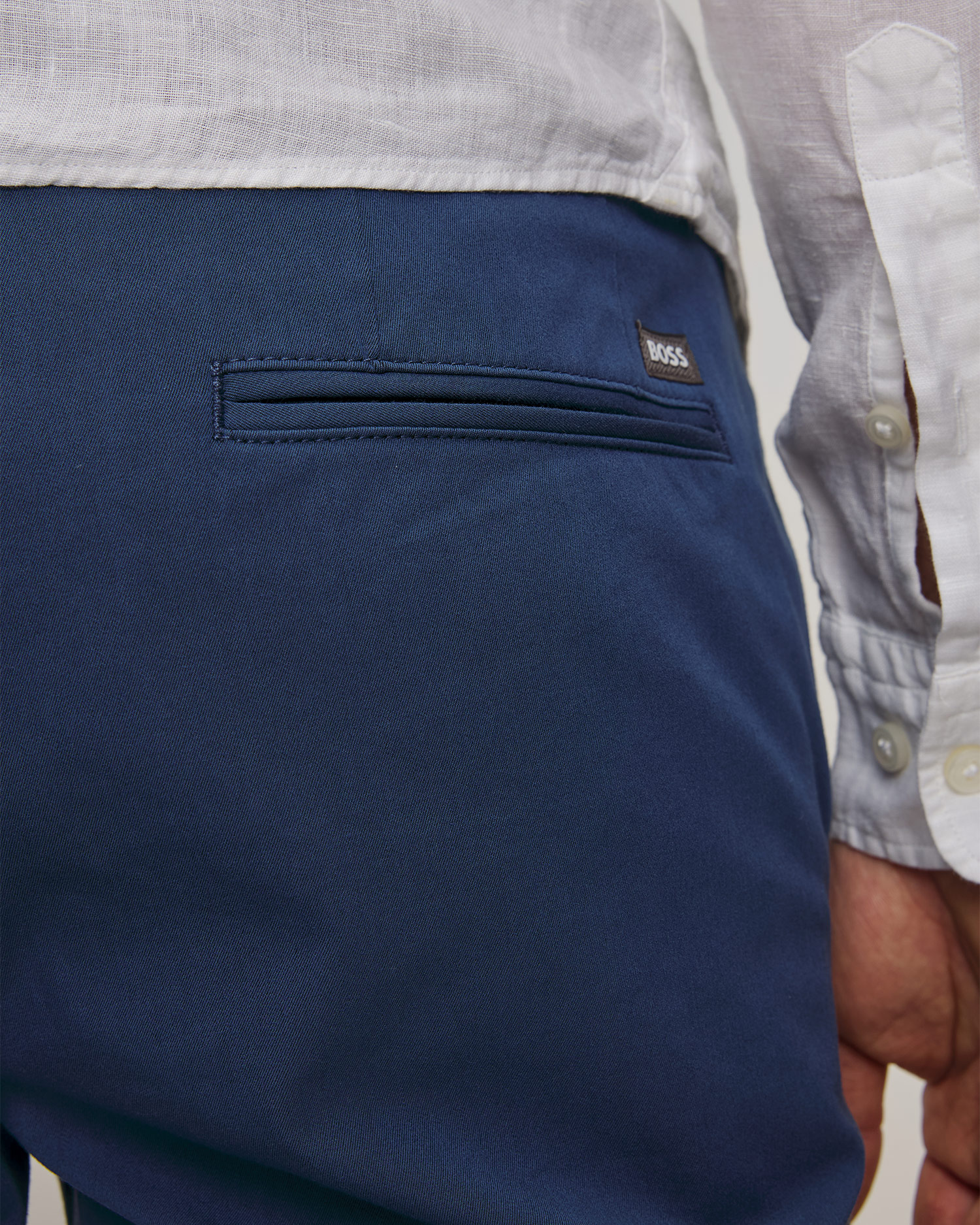 Pantaloni albaștri pentru bărbați Hugo Boss Kaito1