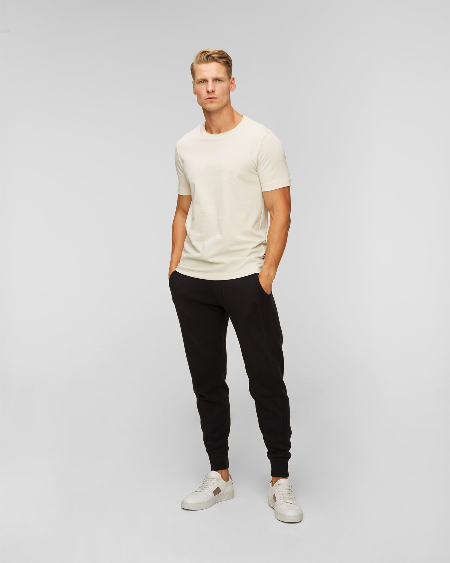 Pánske tričko Hugo Boss Tessler 140
