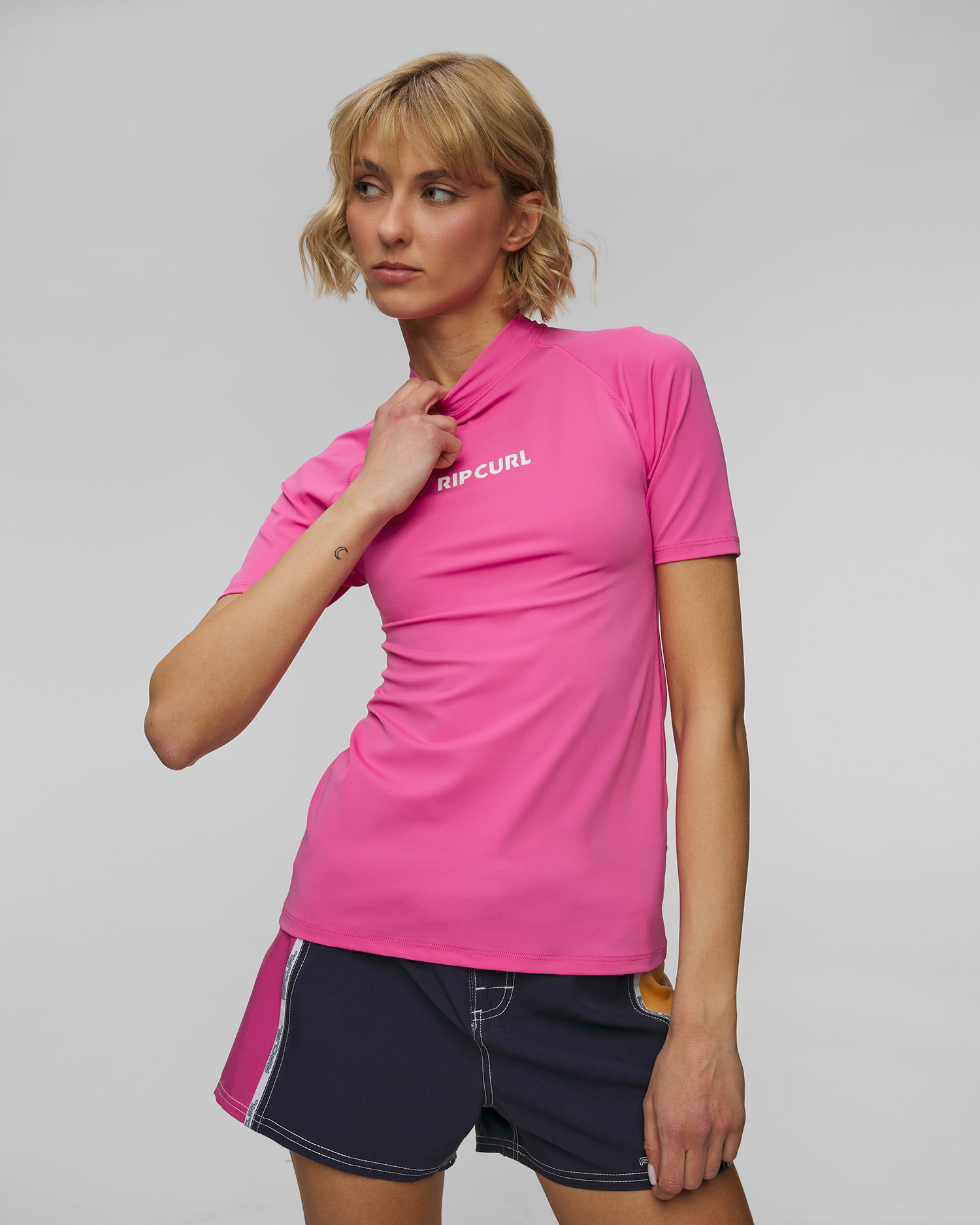 Top de înot roz pentru femei Rip Curl Classic Surf Ss Upf Rashguard