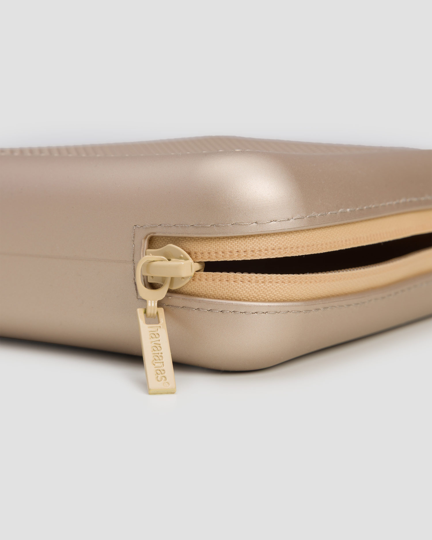 Trousse de toilette dorée Havaianas Beach Necessaire Metallic