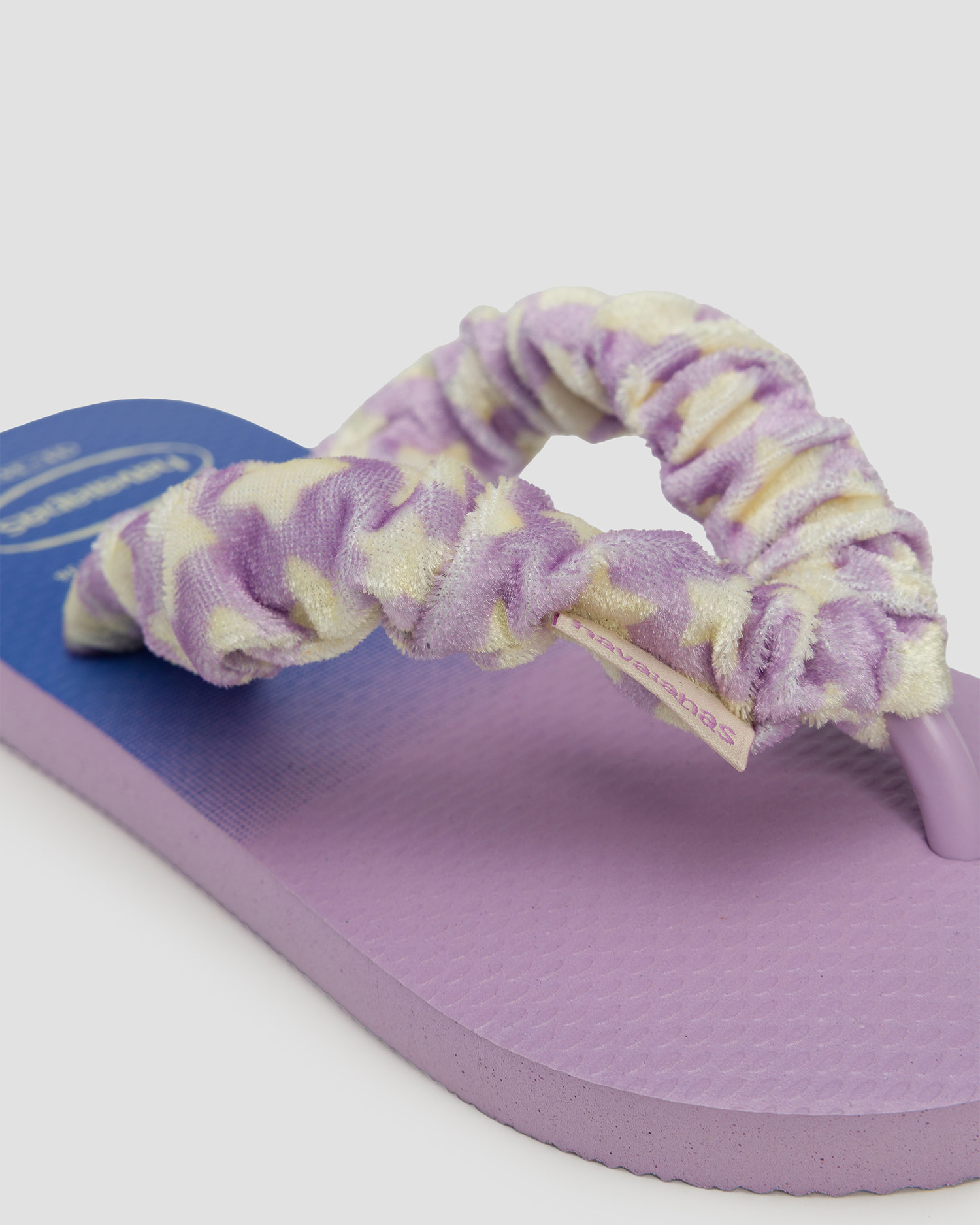 Tongs violettes et bleu marine pour enfants Havaianas Kids Fluffy 