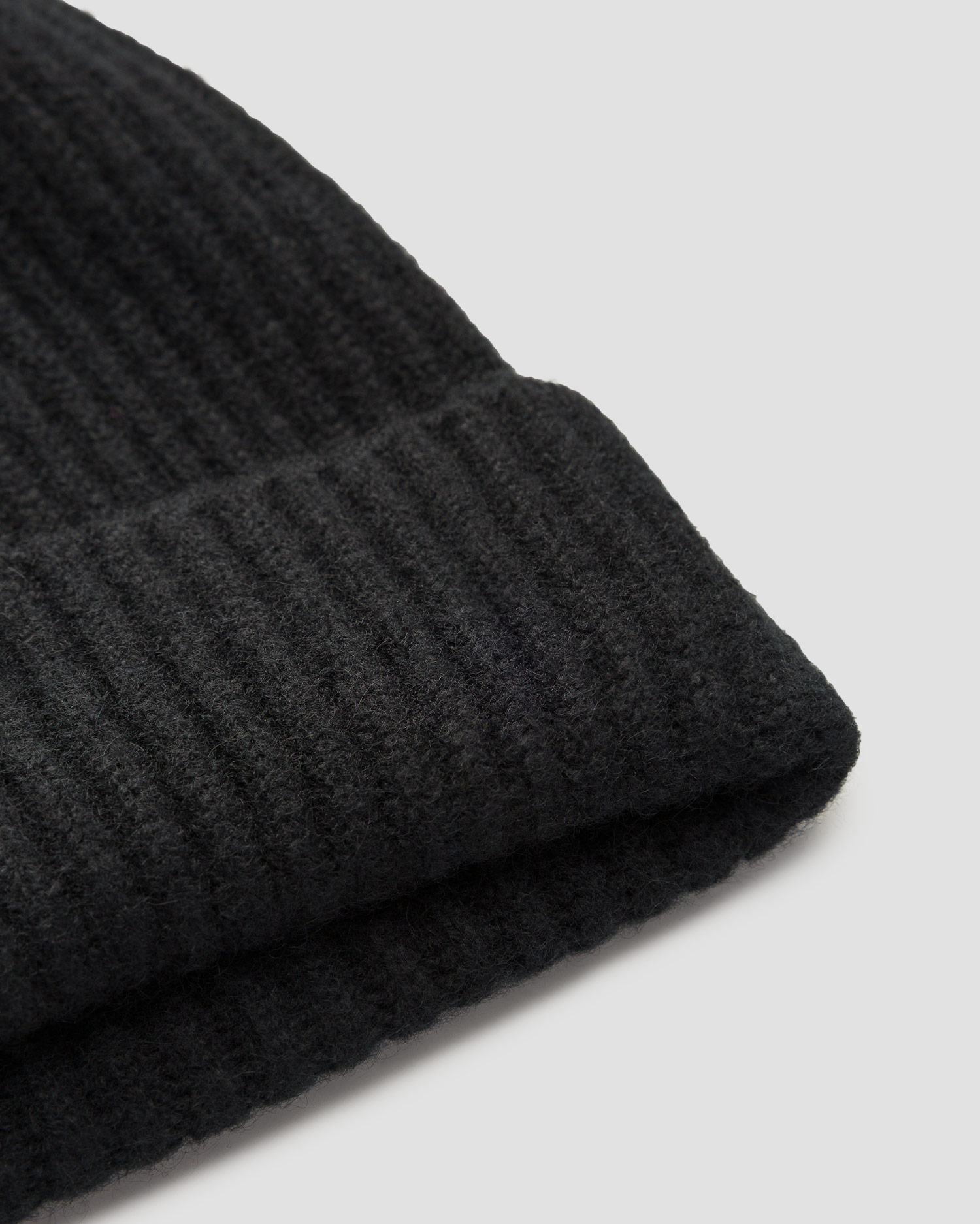 Bonnet en cachemire unisexe Johnstons of Elgin